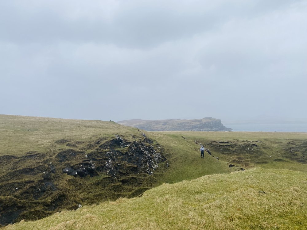 hiking vacation on isle of skye, scotland