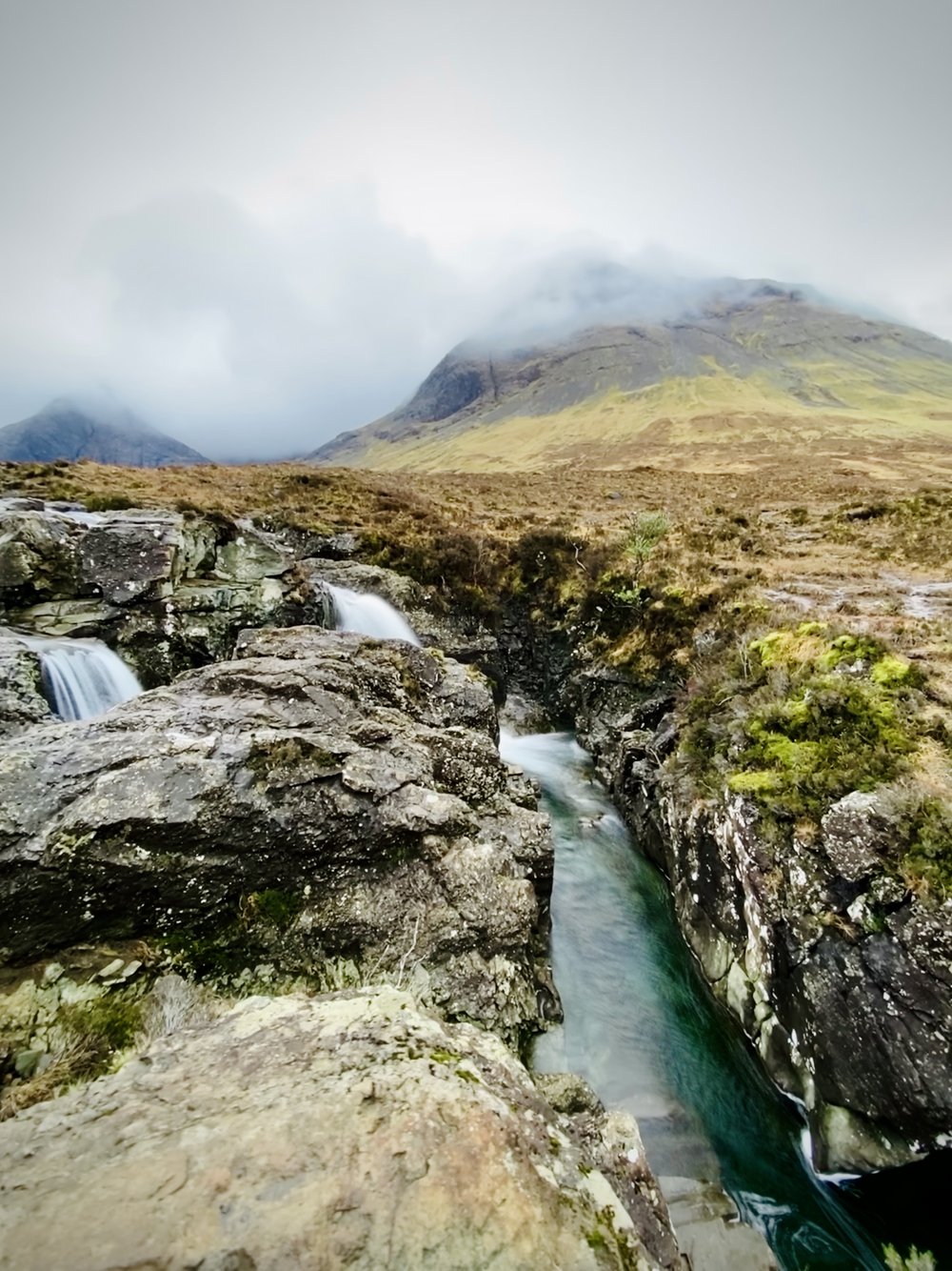 hiking family vacation to isle of skye, scotland