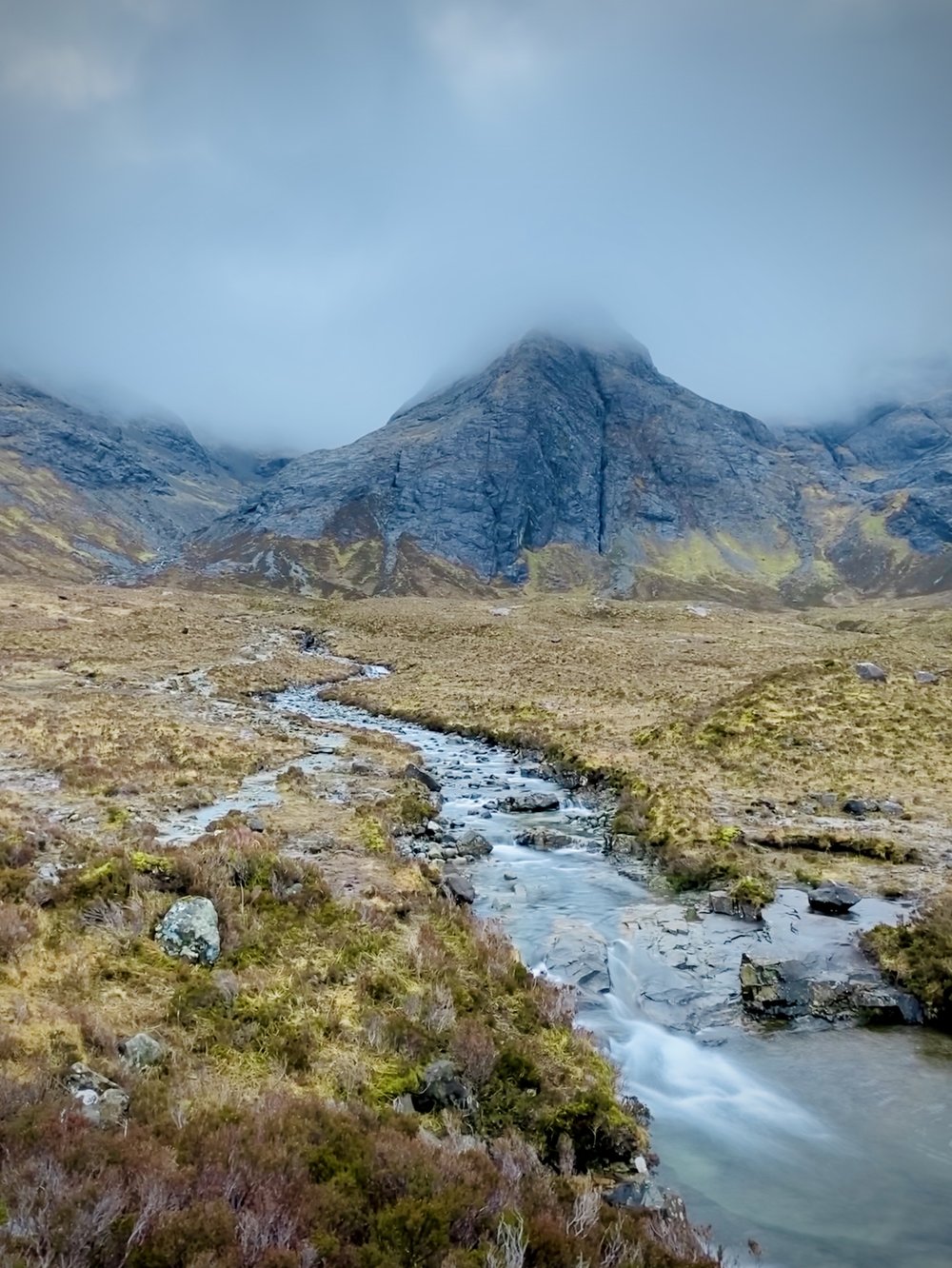 hiking family vacation to isle of skye, scotland