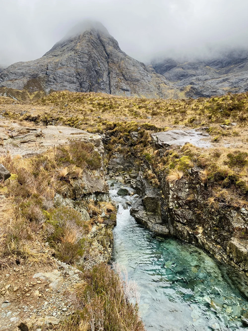 hiking family vacation to isle of skye, scotland