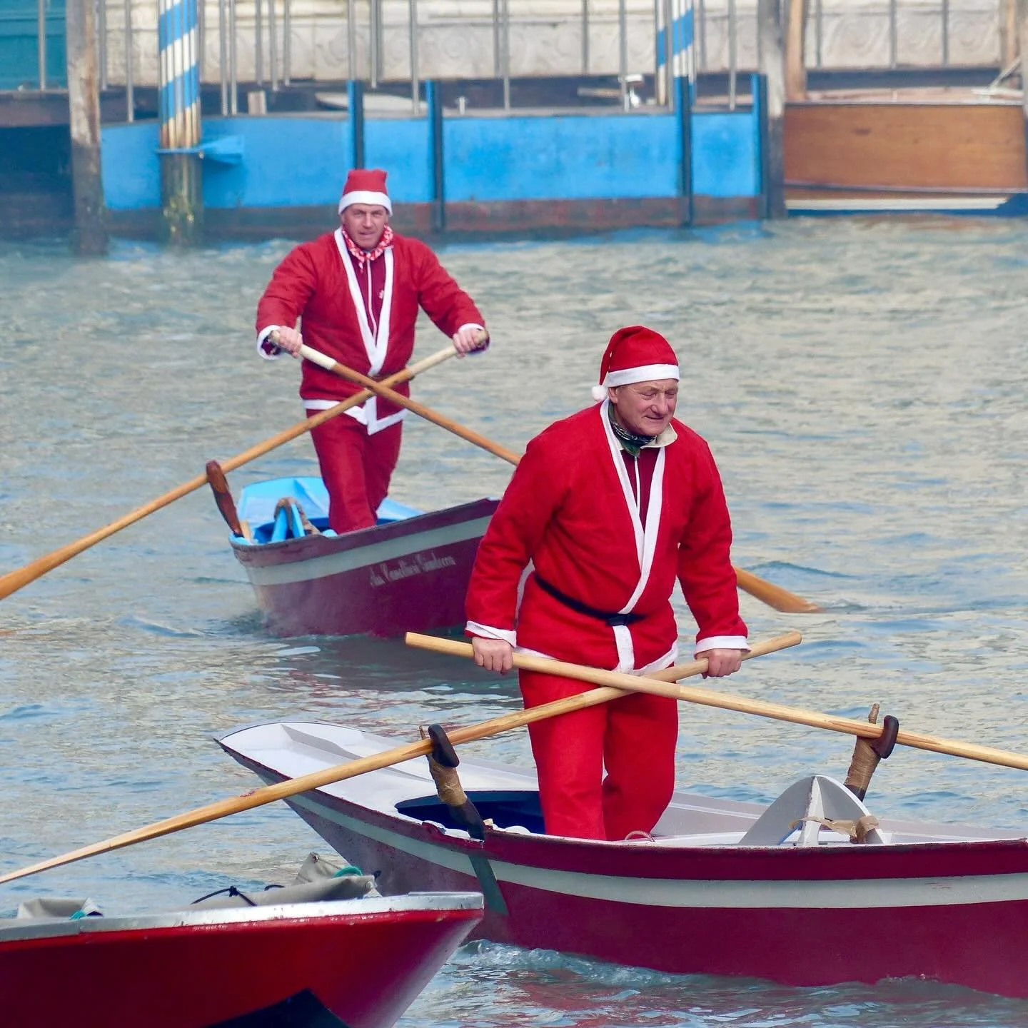 Grapevine subscribers! New chapter in your mailbox 10 AM local time. I hope you enjoy my eight ways to bring Italy into your home this season ❤️ not signed up? Link in my bio! Fast and easy and as a special welcome to the Grapevine community, I&rsquo