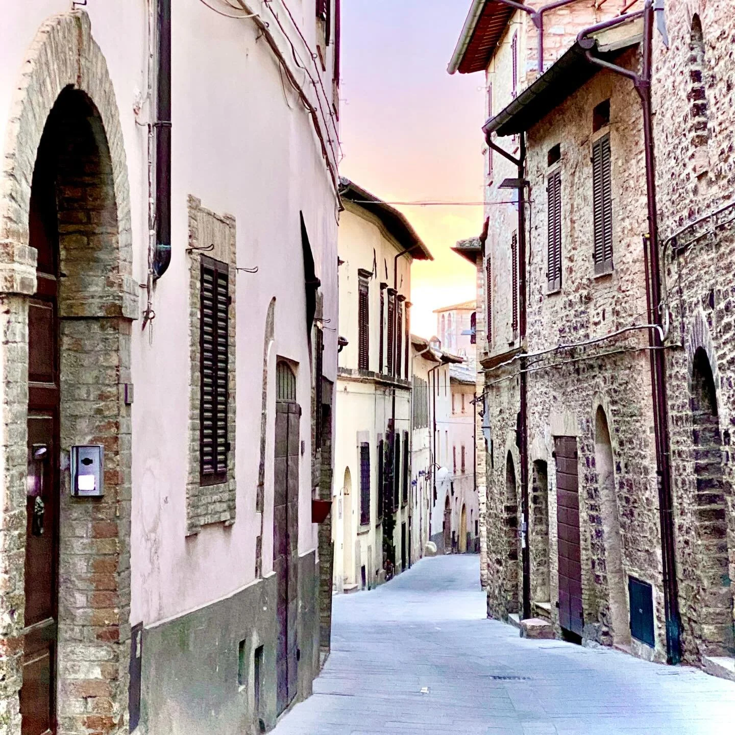 So excited to return to Umbria in October, this time with our Book Club with a View! The trip filled soon after I announced it in January&rsquo;s Grapevine (check my link in bio to not miss a trick), but let me know if you want more information or a 