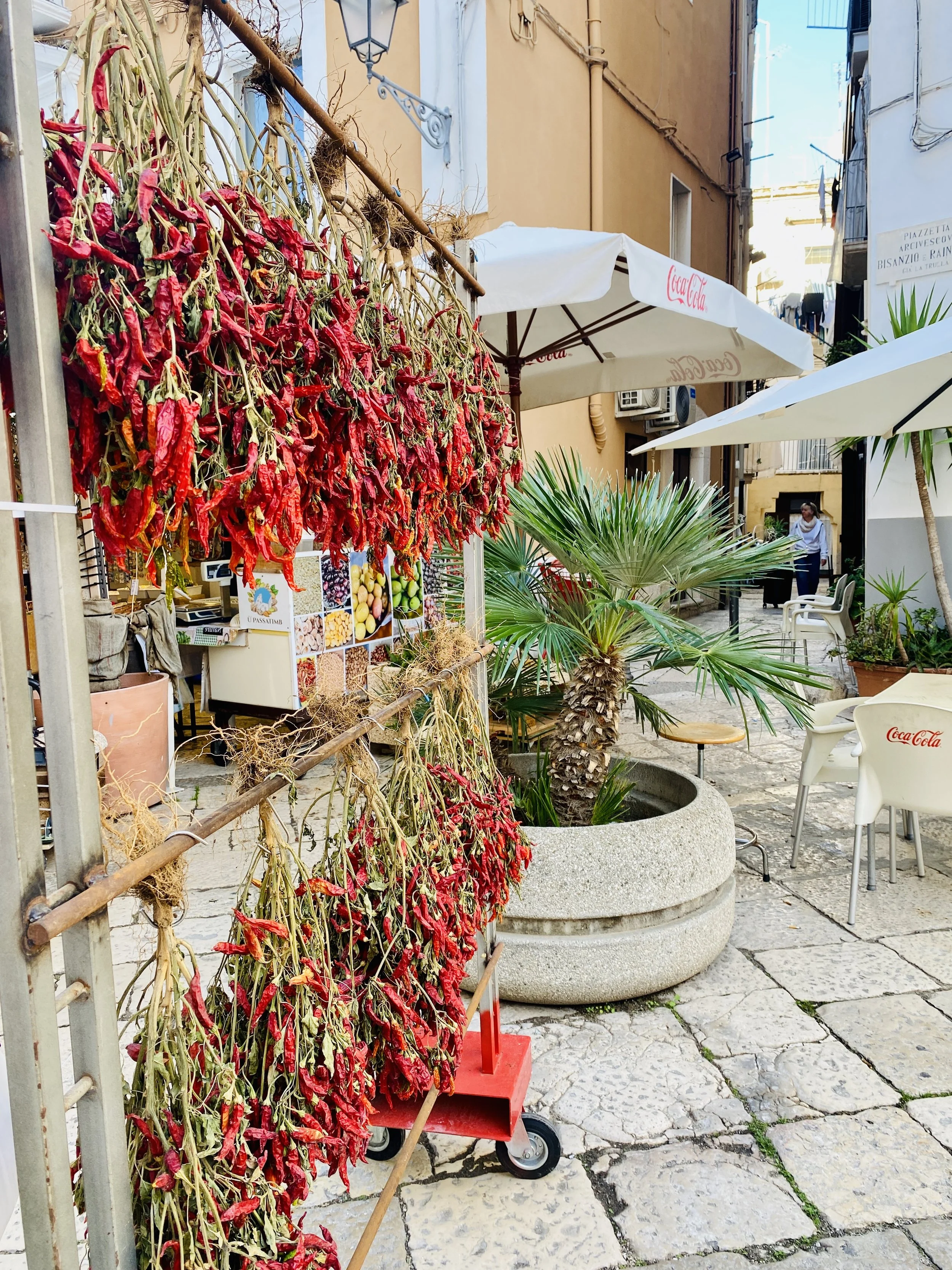 A selection for dired peppers for sale in Bari