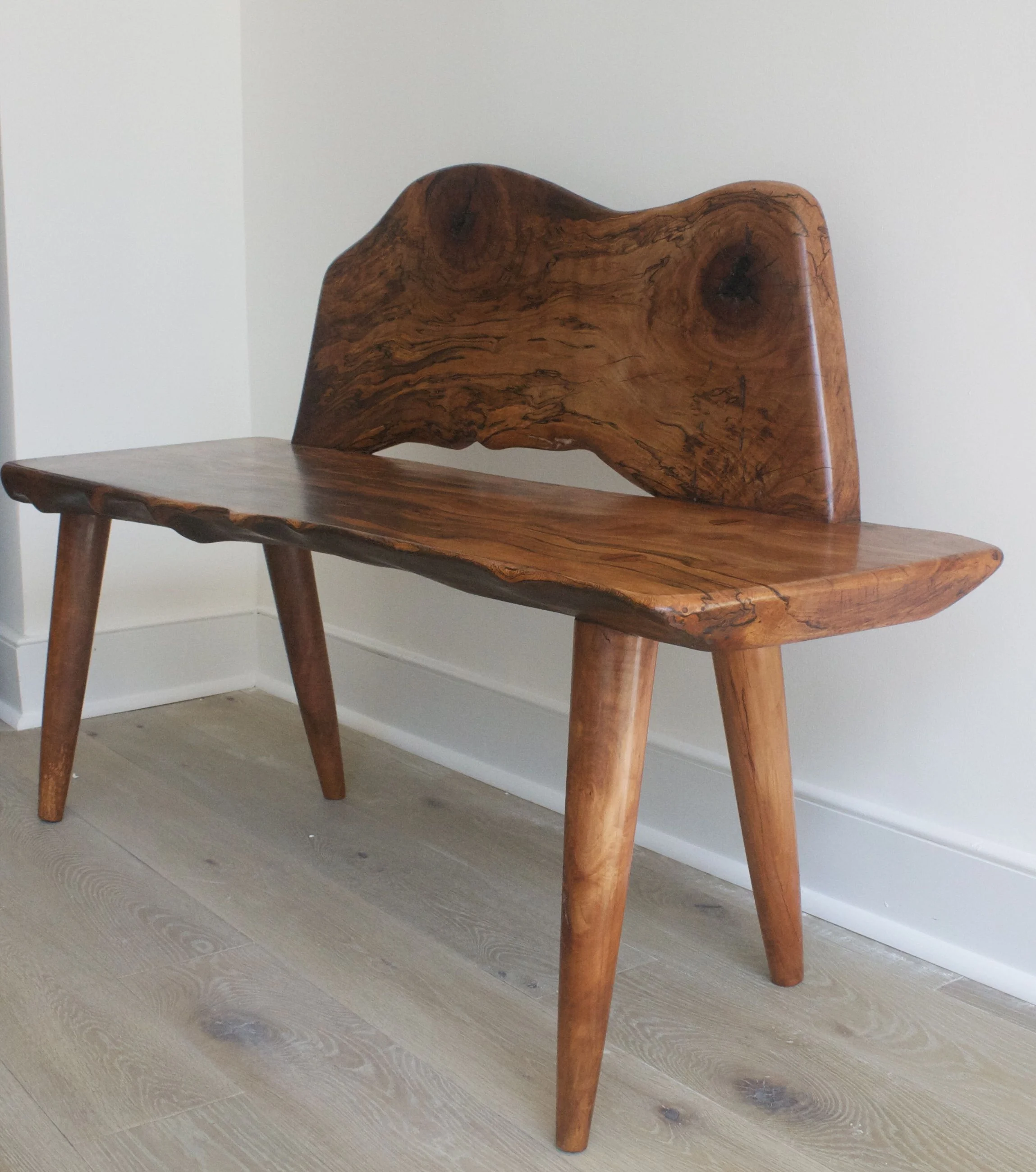 smallbench.jpg