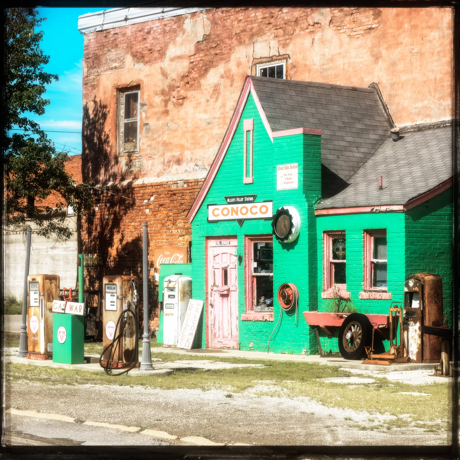 Allen's Fillin' Station