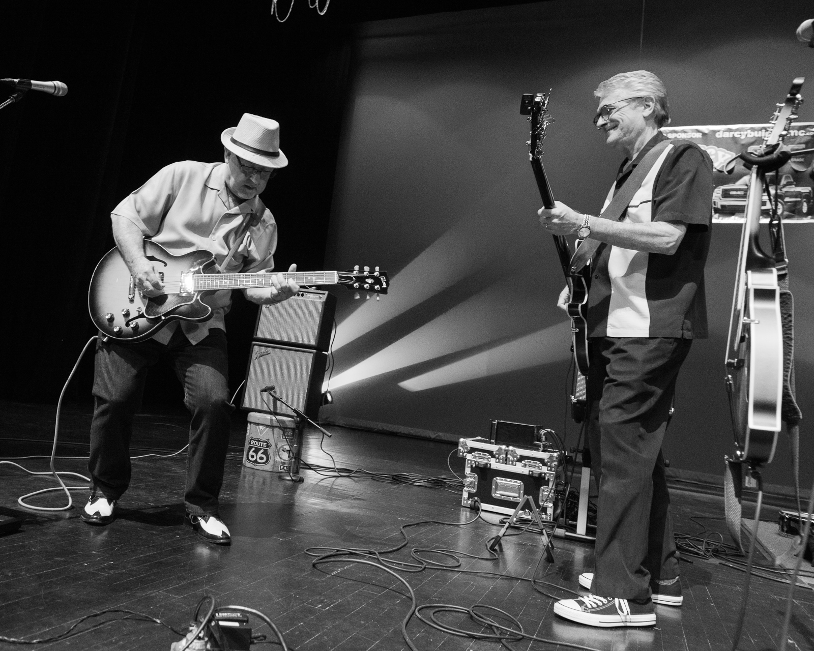Woody and Joe enjoying the jam!