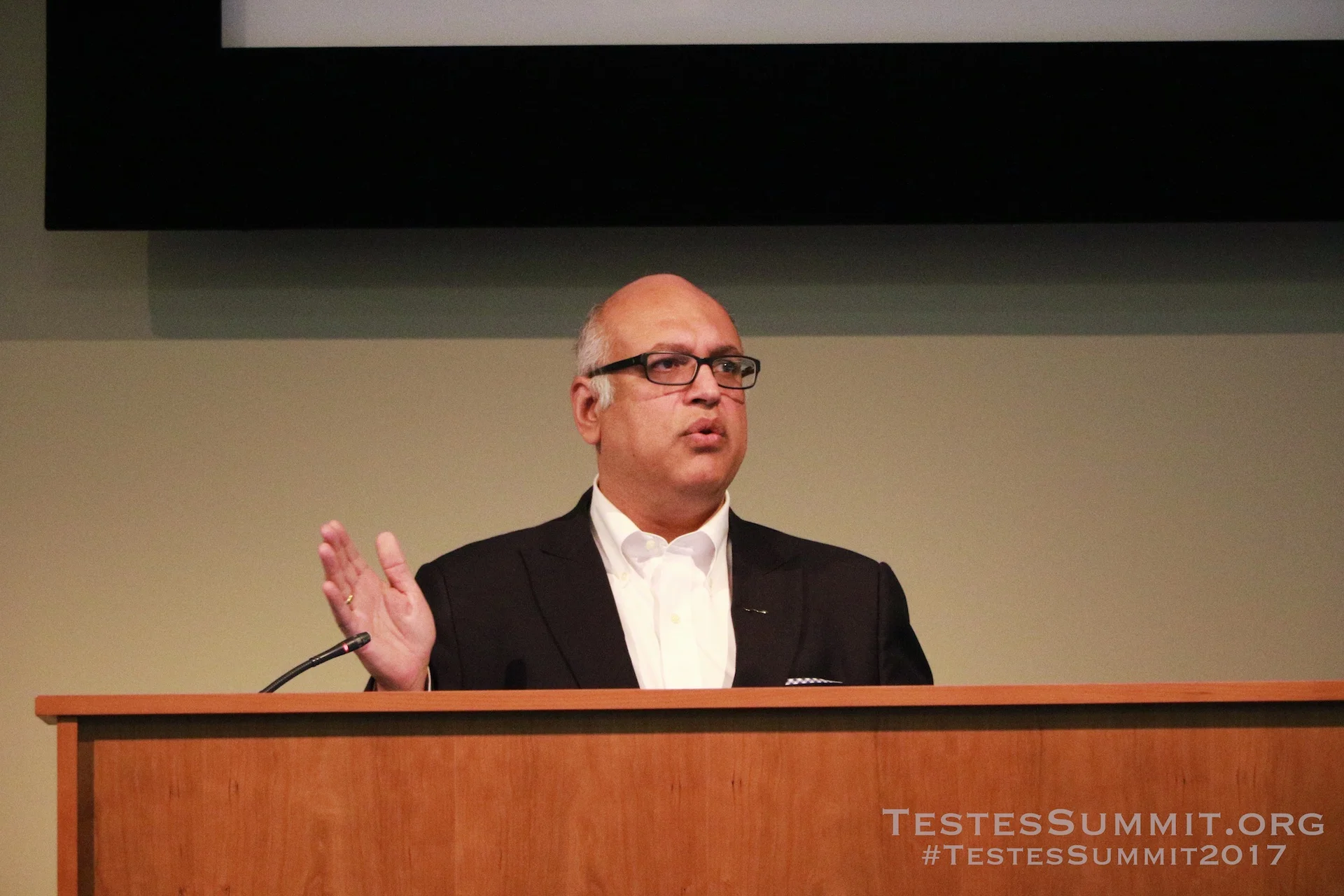TestesSummit2017-NANGIA_029_GE3A4728ap-HD-WM.jpg