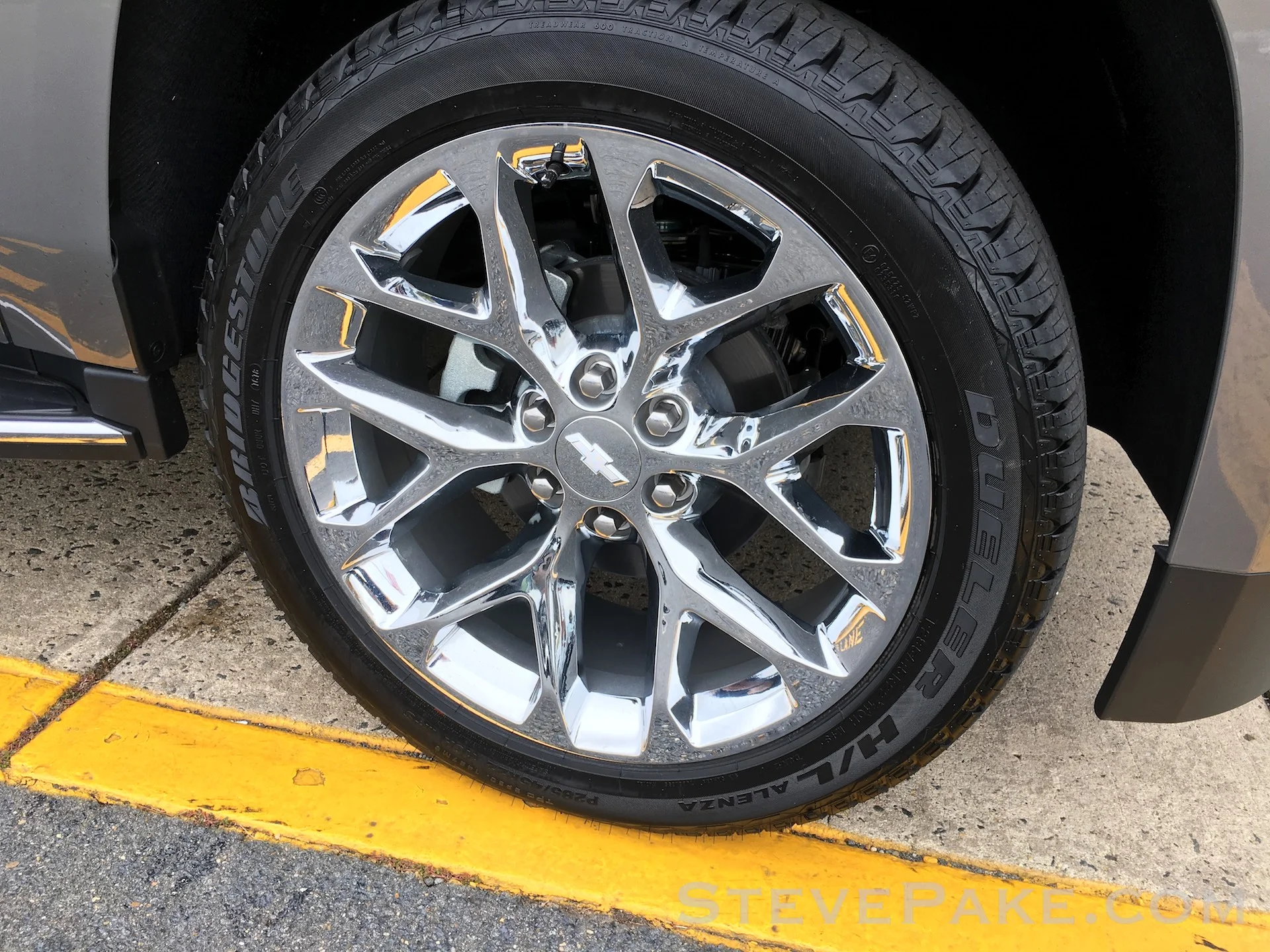 Beware of potential noise and cabin vibration issues especially with the 22” wheels, but mostly has to do with the tires. Be sure to thoroughly test drive including up to highway speeds to check.