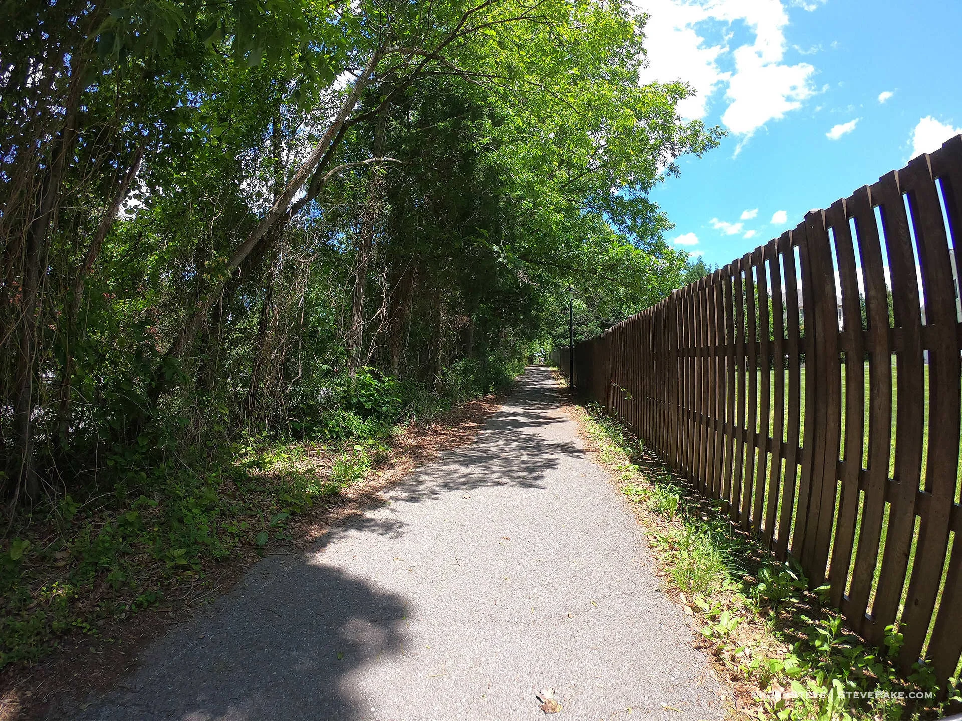  DCIM\102GOPRO\G0333369.JPG 