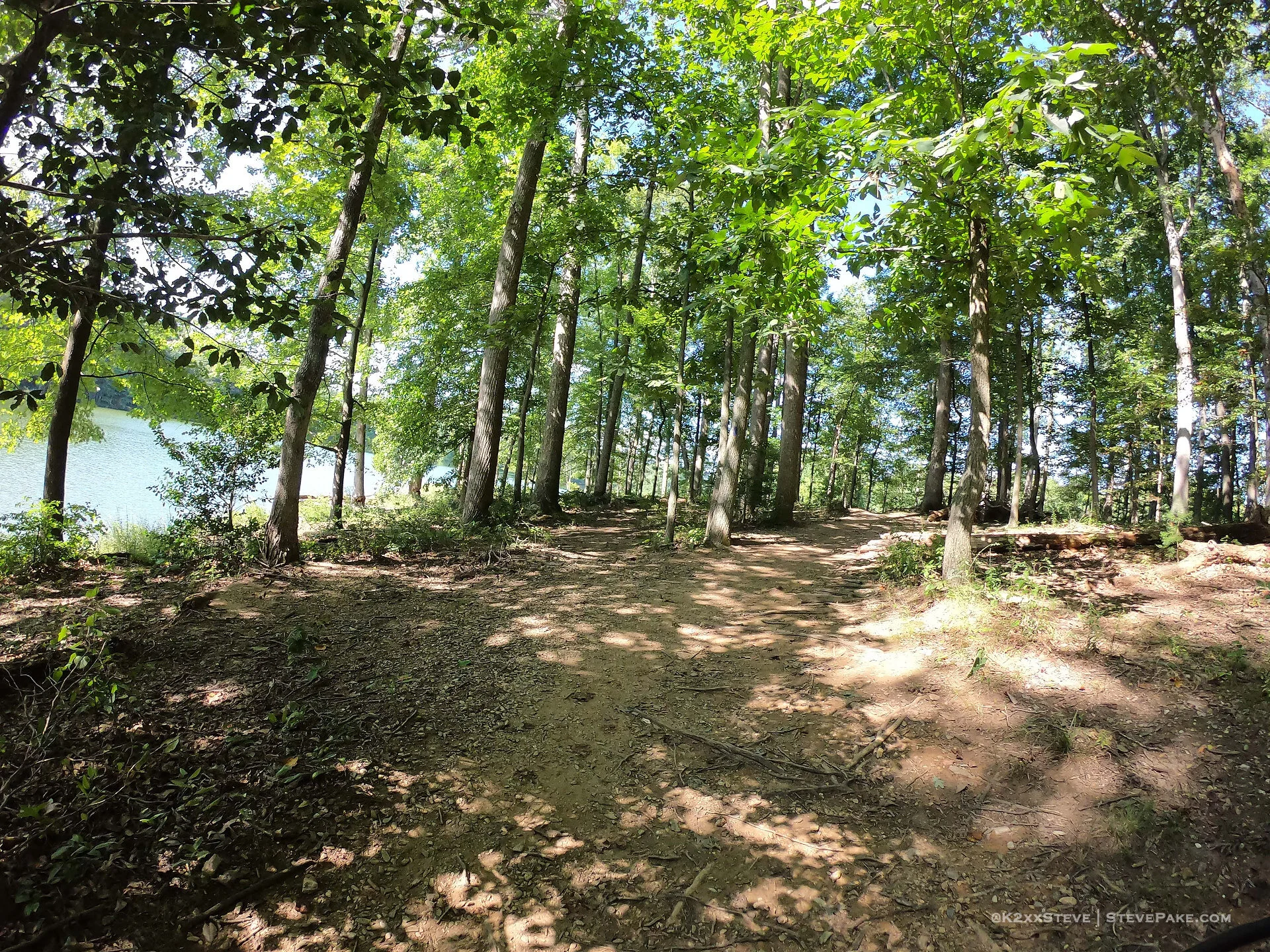  DCIM\101GOPRO\G0196720.JPG 