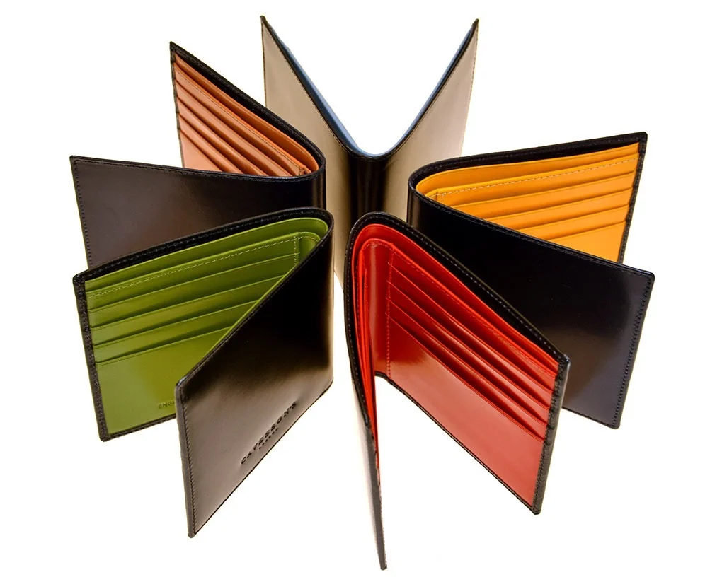 Cavesson's wallets