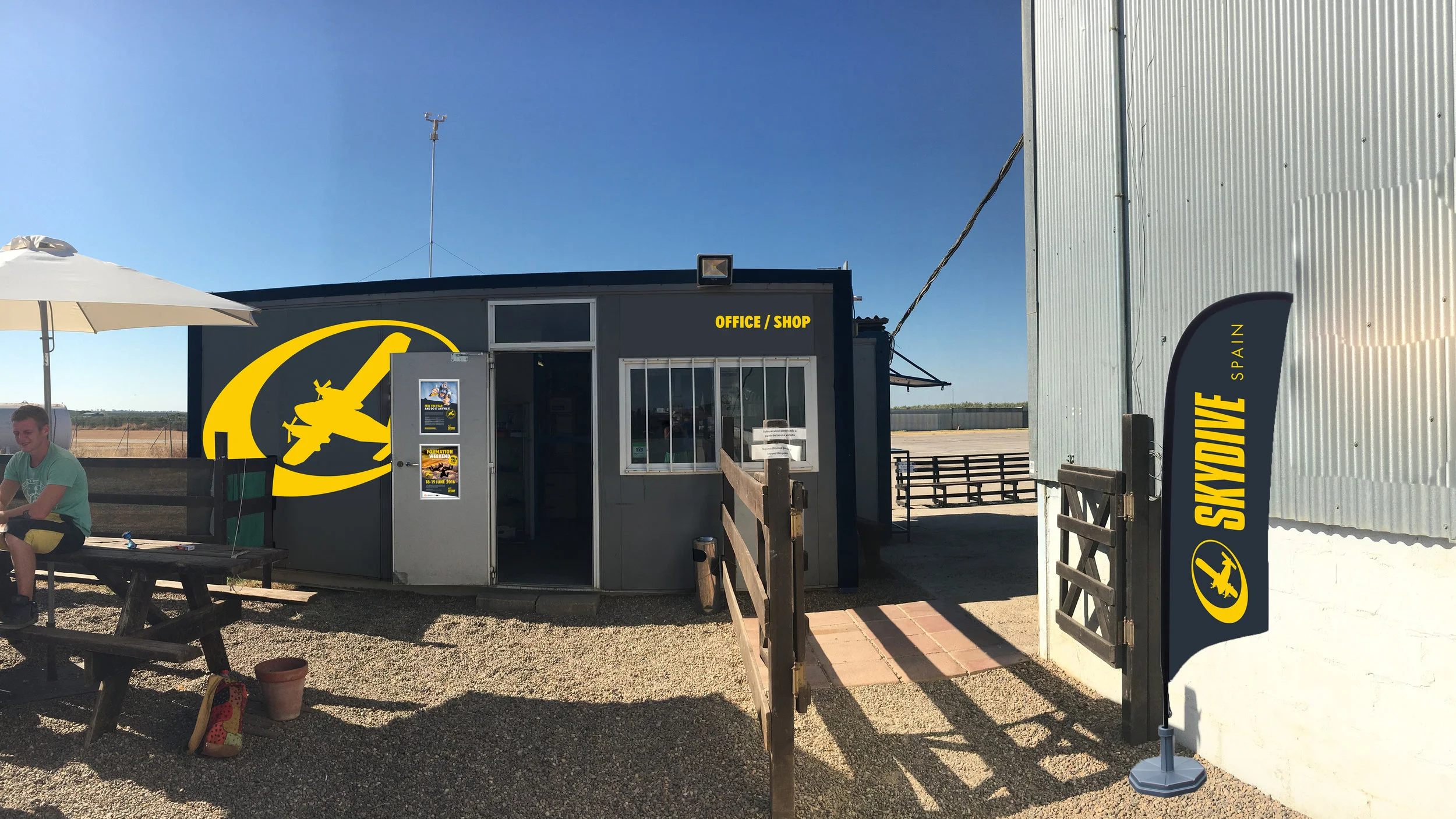 BM_SkydiveSpain9.jpg