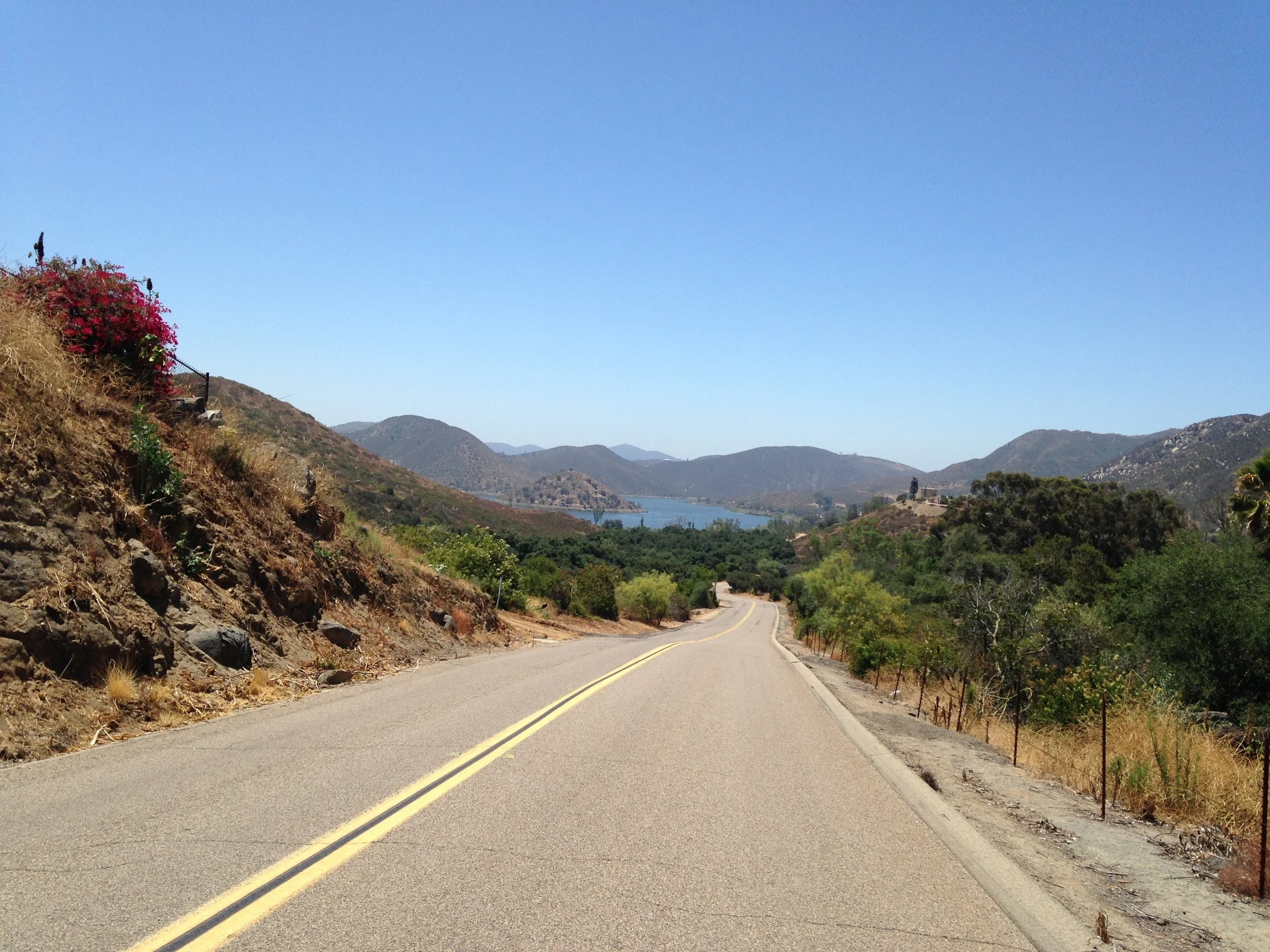 View down Lake Drive, coming in from Via Rancho Pkwy.