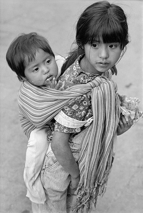 3.Girl+and+baby,+Querétaro,+Mexico+copy+copy.jpg