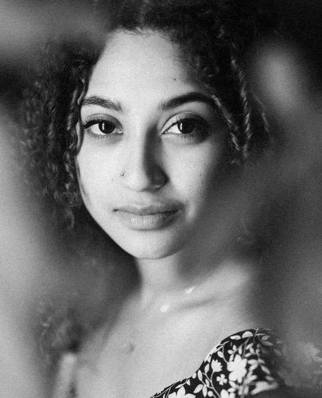 We cannot move thru this month's exhibit without a post about the family of KLG member William Butcher, all  who were juried into the show:⁠
⁠
1. son Wm Butcher 3,  @butcher_photo⁠
2. wife Jill Butcher and ⁠@jillbutcher56⁠
3. daughter Aubrey Felician