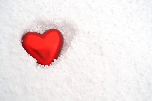 Dating & Freeing Yourself From The Sensation of Numbness