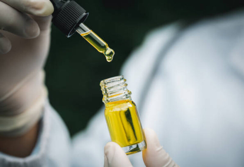 What is Delta-8 THC and THCV and How do They Compare to CBD? — Century Label