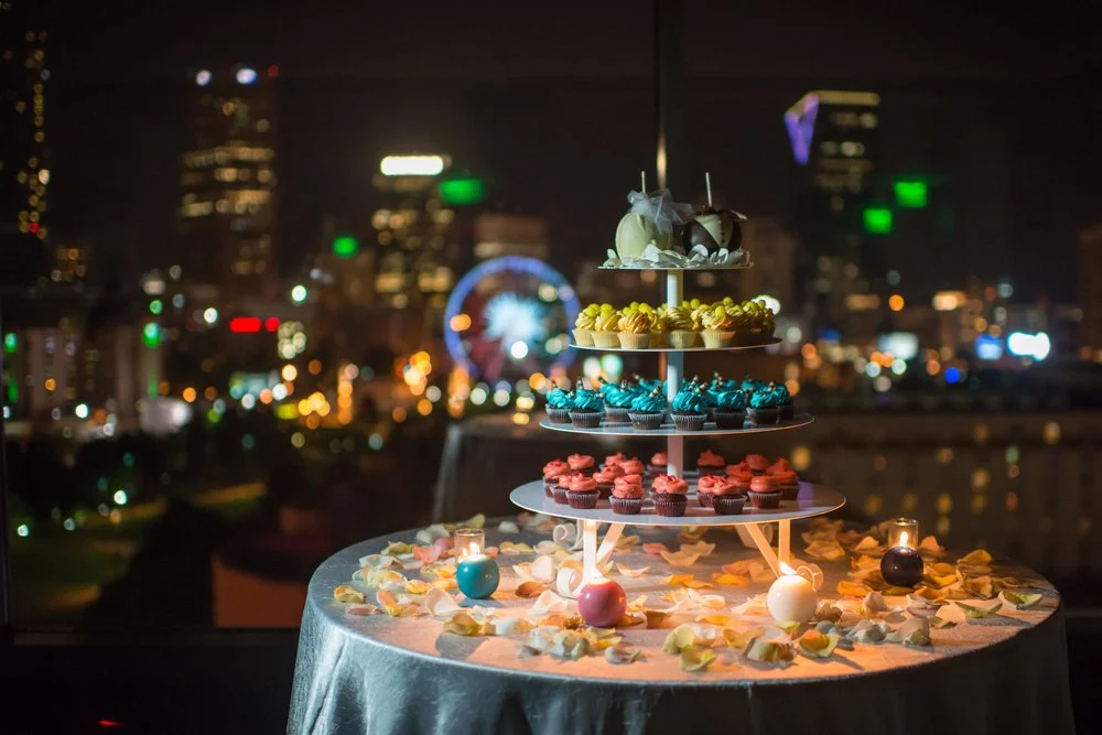 wed cupcakes.jpg