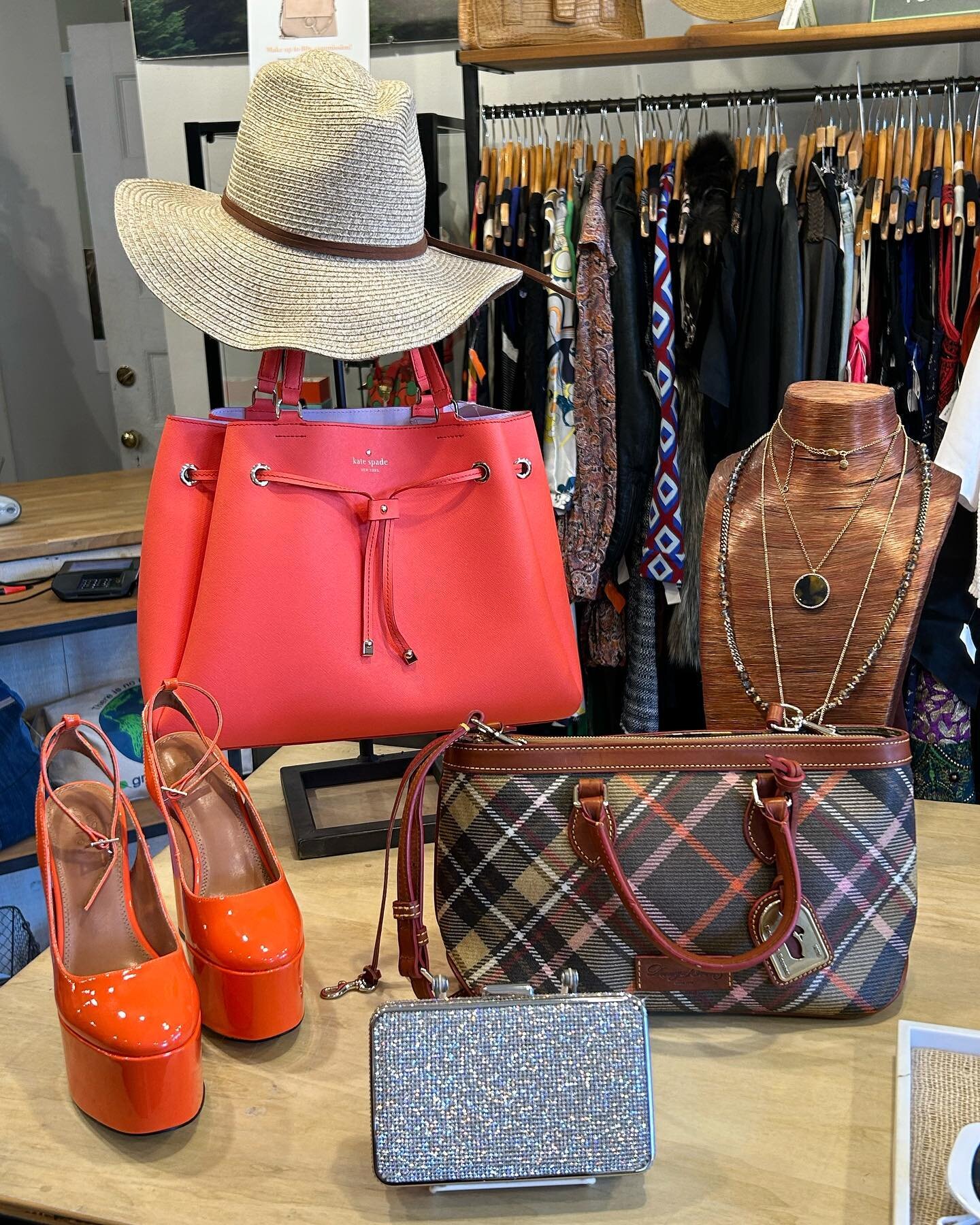 Obsessing over fall colors!!🥰 

Come in store and check out our fall consignments🍂🧡👜

For inquiries, please call or email us at:
📞 609-460-4523
📧 lambertville@greenestreet.com

Greene Street Lambertville is not affiliated with the brands we sel
