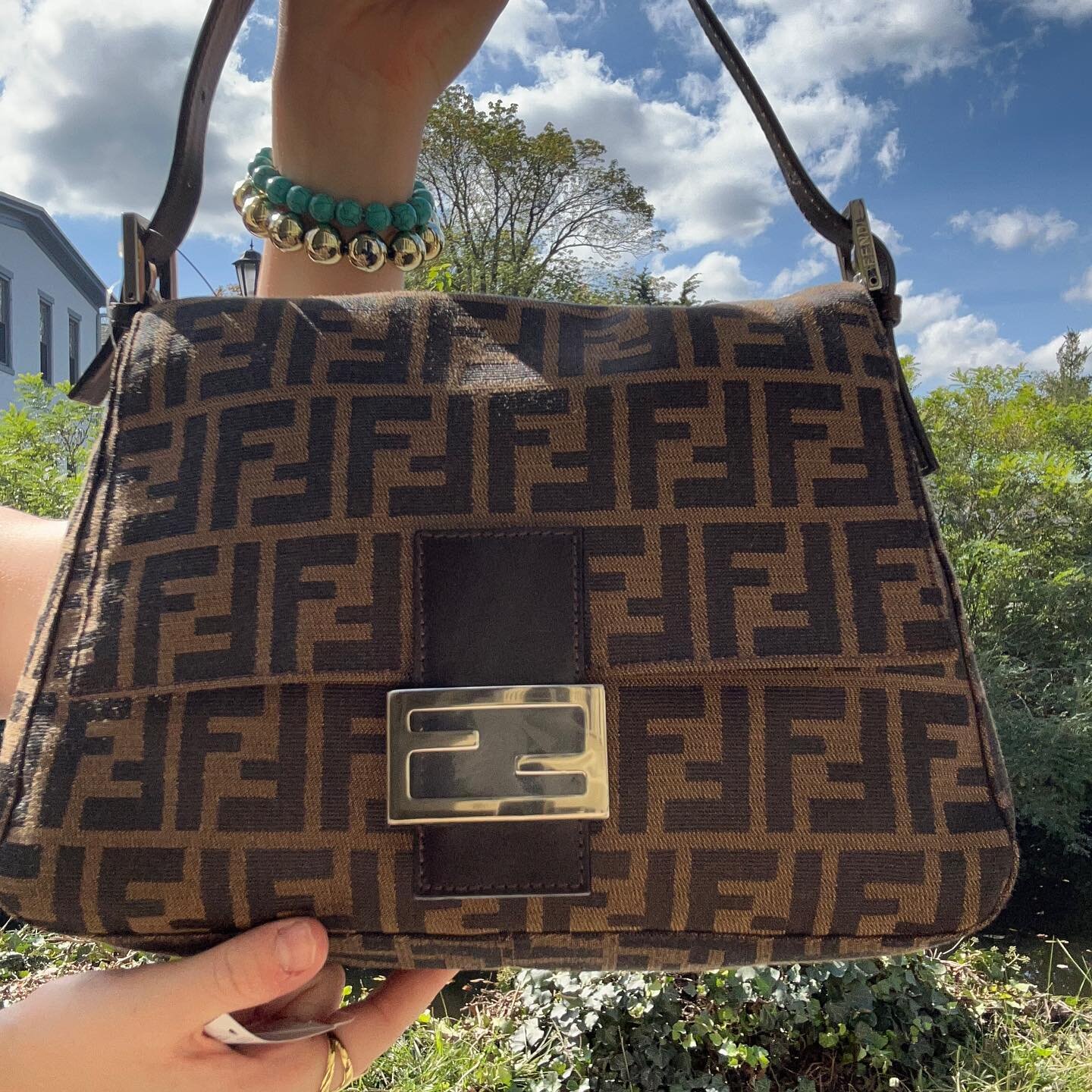 The most beautiful bag for only $700.95! This is so perfect for fall we are drooling!!!🥰❤️🍂

For inquiries, please call or email us at:
📞 609-460-4523
📧 lambertville@greenestreet.com

Greene Street Lambertville is not affiliated with the brands w