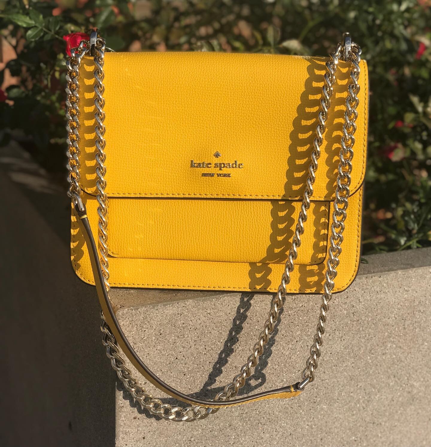 💛👜Yellow beauty! This crossbody with adjustable strap is perfect for the season! $140.95👜💛
 &bull;
For inquiries, please call or email us!
☎️ 267-807-1295 
📧snyder@greenestreet.com 
&bull;
@shopgreenestreet 
@greenestreetsynder is not affiliated