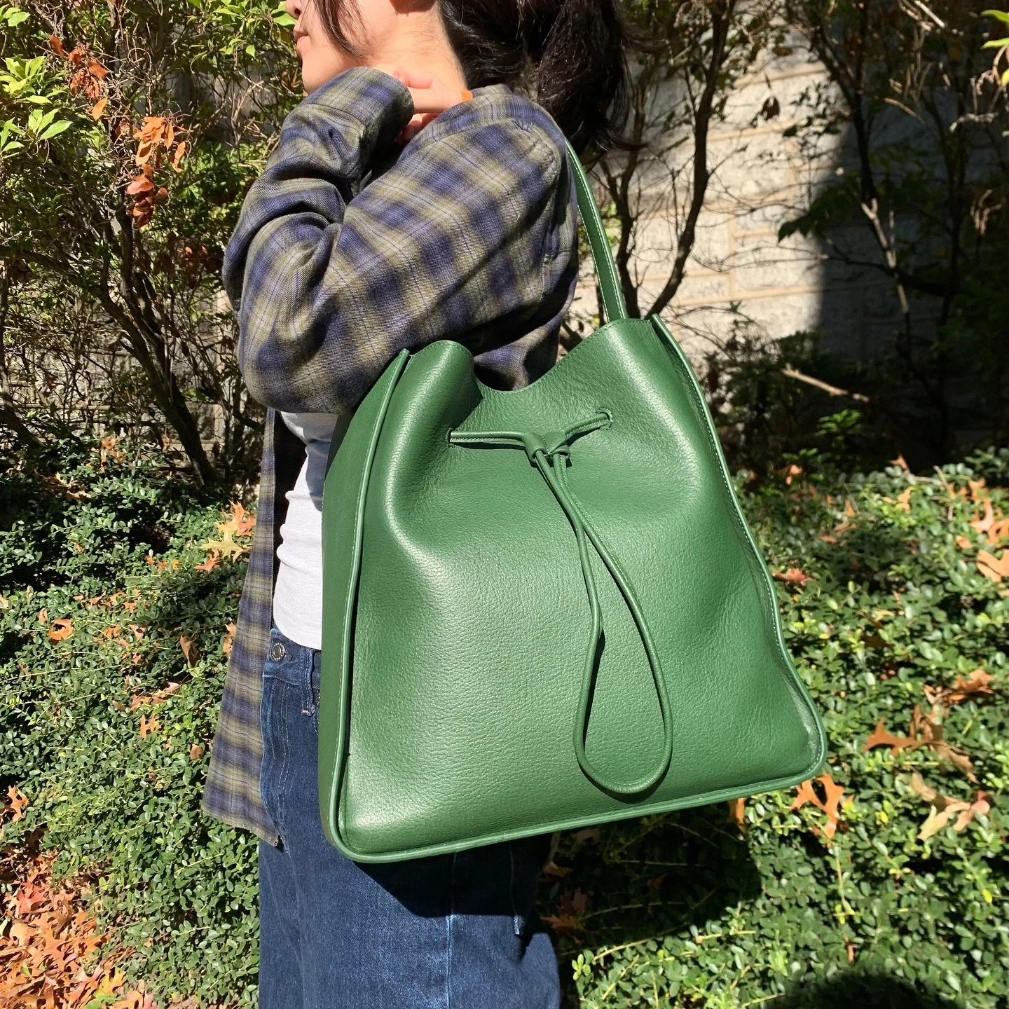 Add this gorgeous green bag to your look! 💚Available at @greenestreetprinceton 

3.1 Phillip Lim $325.95

Call or email us for inquiries!
📞609-924-1997
📧princeton@greenestreet.com