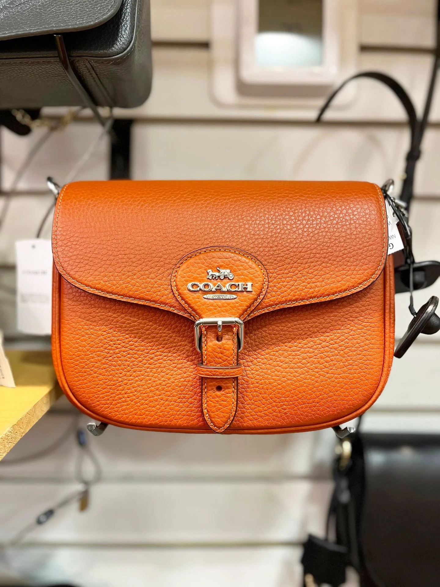 New Coach finds from @greenestreetenglishvillage👜
• NWTs Orange crossbody bag $125.95
• Floral bucket bag $74.95
• Navy bucket bag $85.95
• White backpack $76.95
Call or email us for inquiries!
📞267-468-7531
📧englishvillage@g