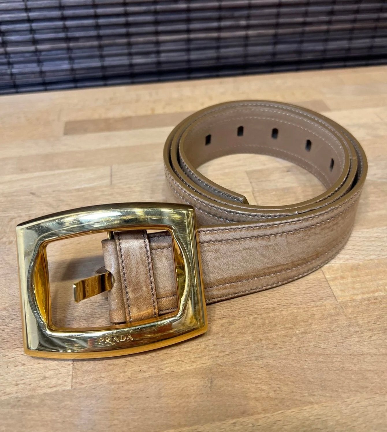 Prada✨ New in at @greenestreetlambertvillenj

Size 36 $175.95

Call or email us for inquiries!
📞609-460-4523
📧Lambertville@greenestreet.com