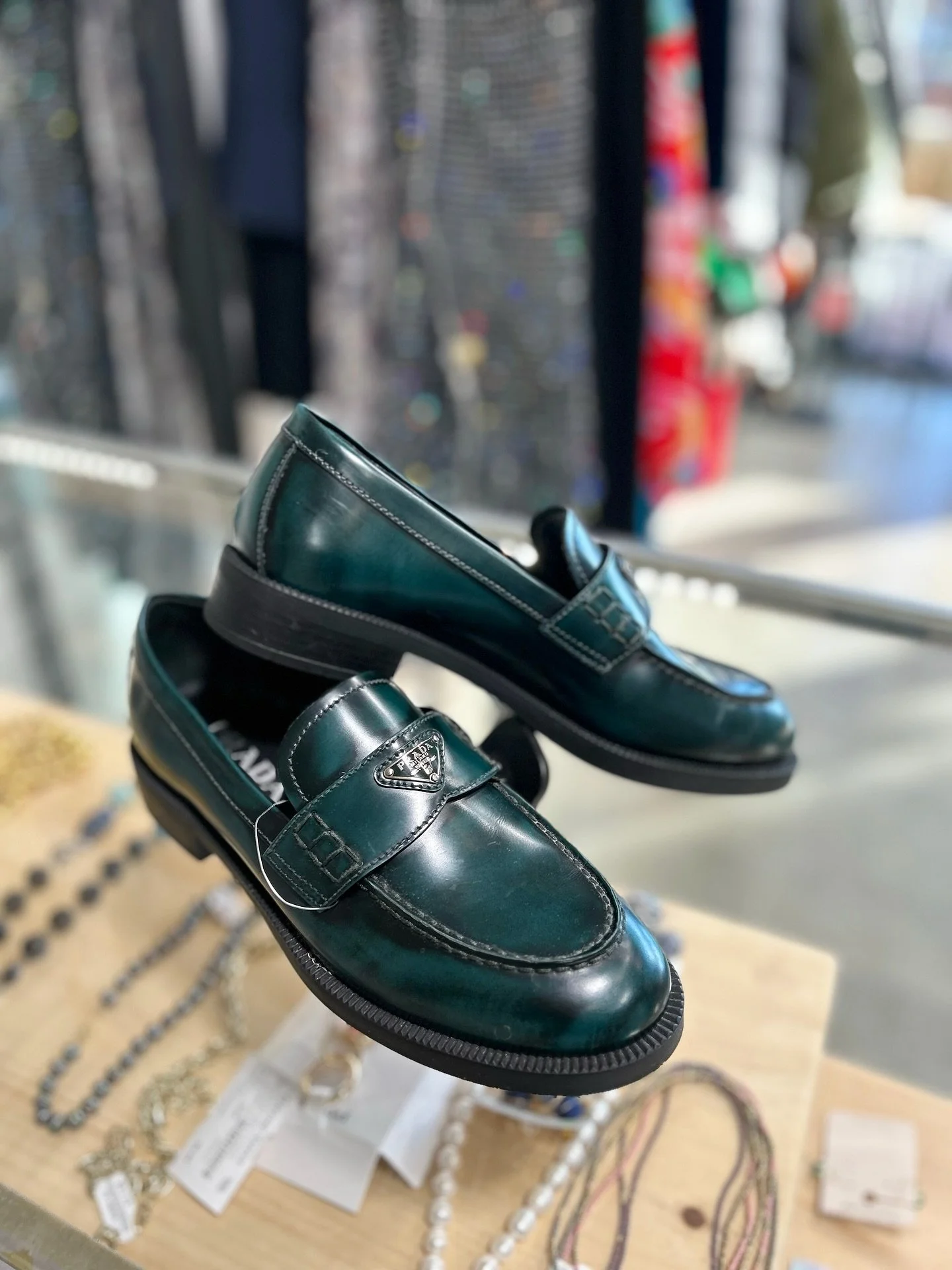 Scoop up this gorgeous pair of Prada loafers from @greenestreetexton💫💚

Size 37 $680.95

Call or email us for inquiries!
📞610-466-5713
📧fairfield@greenestreet.com