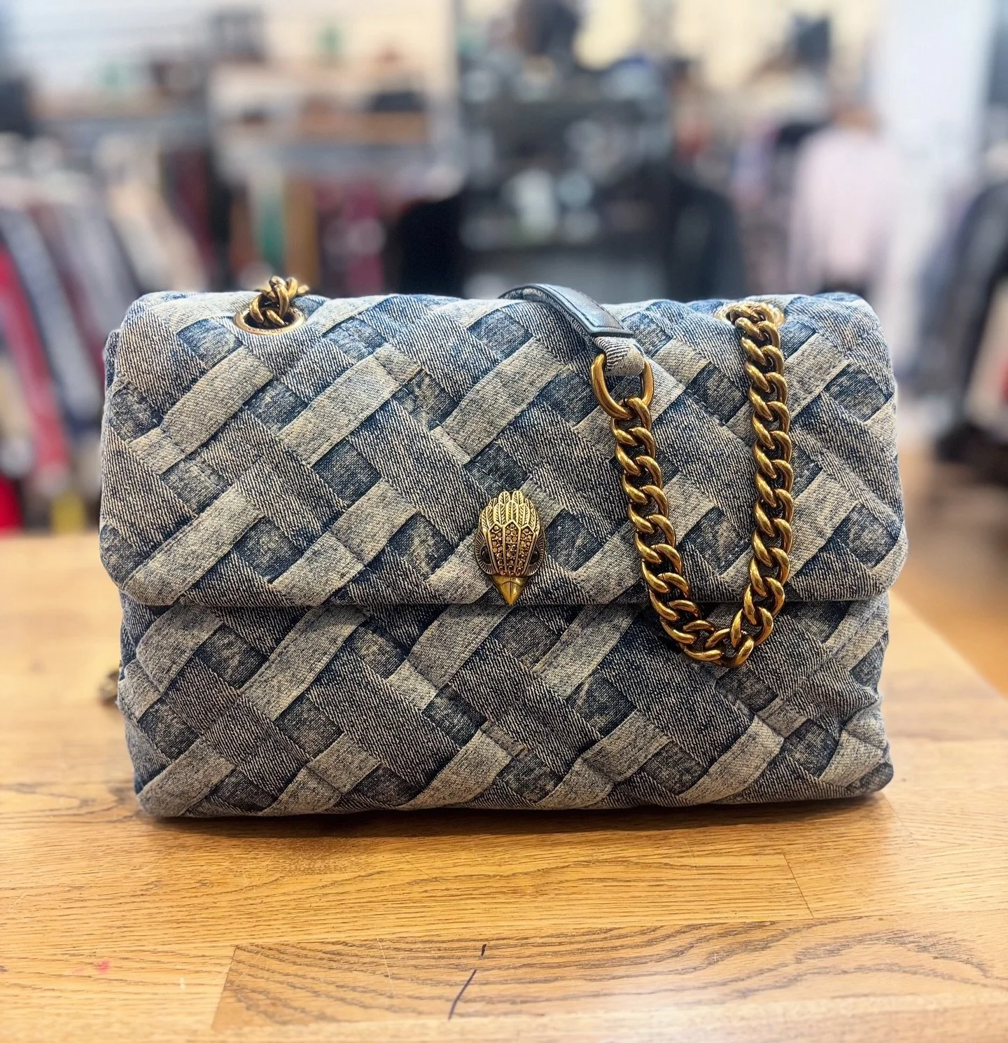 Kurt Geiger🌟 New in at @greenestreetchestnuthill

$68.95

Call or email us for inquiries!
📞267-331-6725
📧chestnuthill@greenestreet.com