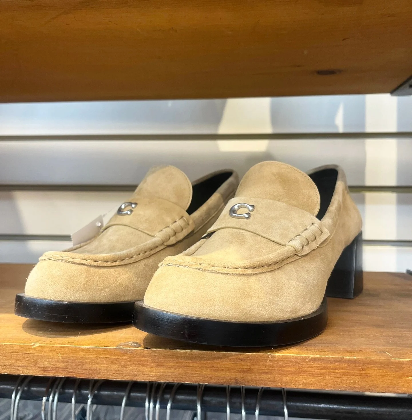 New Coach shoe finds from @greenestreetenglishvillage😍

&bull; Coach suede heeled loafers Size 8 $46.95
&bull; Coach monogram boots size 6.5 $85.95
&bull; Coach green suede boots Size 9 $82.95

Call or email us for inquiries!
📞267-468-7531
📧englis