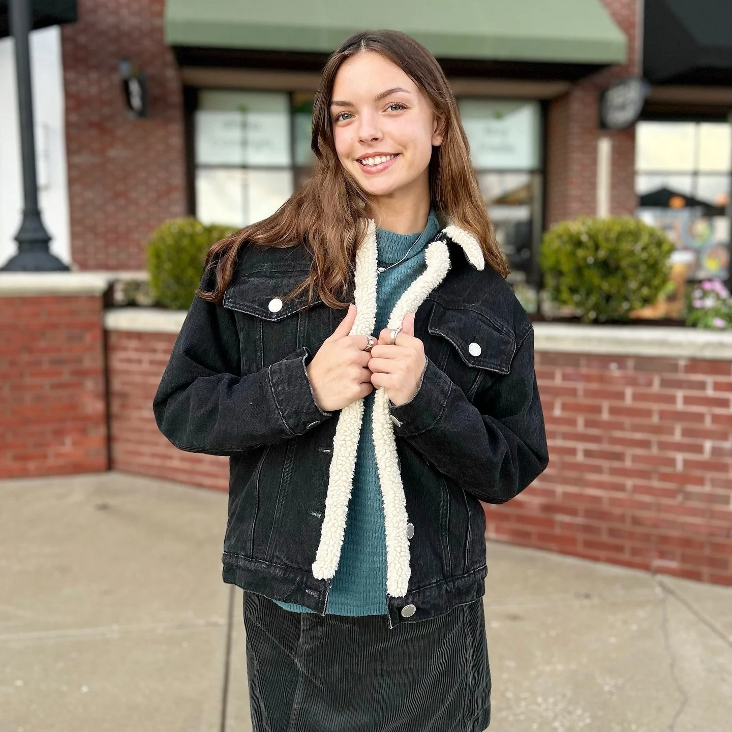 Cozy up in this Maje denim sherpa lined jacket! Available at @greenestreetexton

Size 38 $82.95

Call or email us for inquiries!
📞610-466-5713
📧fairfield@greenestreet.com