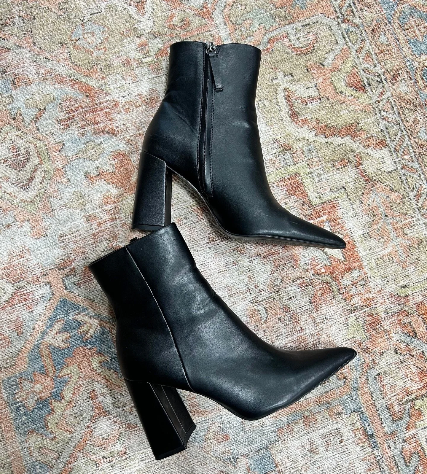 Step into these adorable Mango boots! New in at @greenestreetexton 

Size 7 $32.95

Call or email us for inquiries!
📞610-466-5713
📧fairfield@greenestreet.com