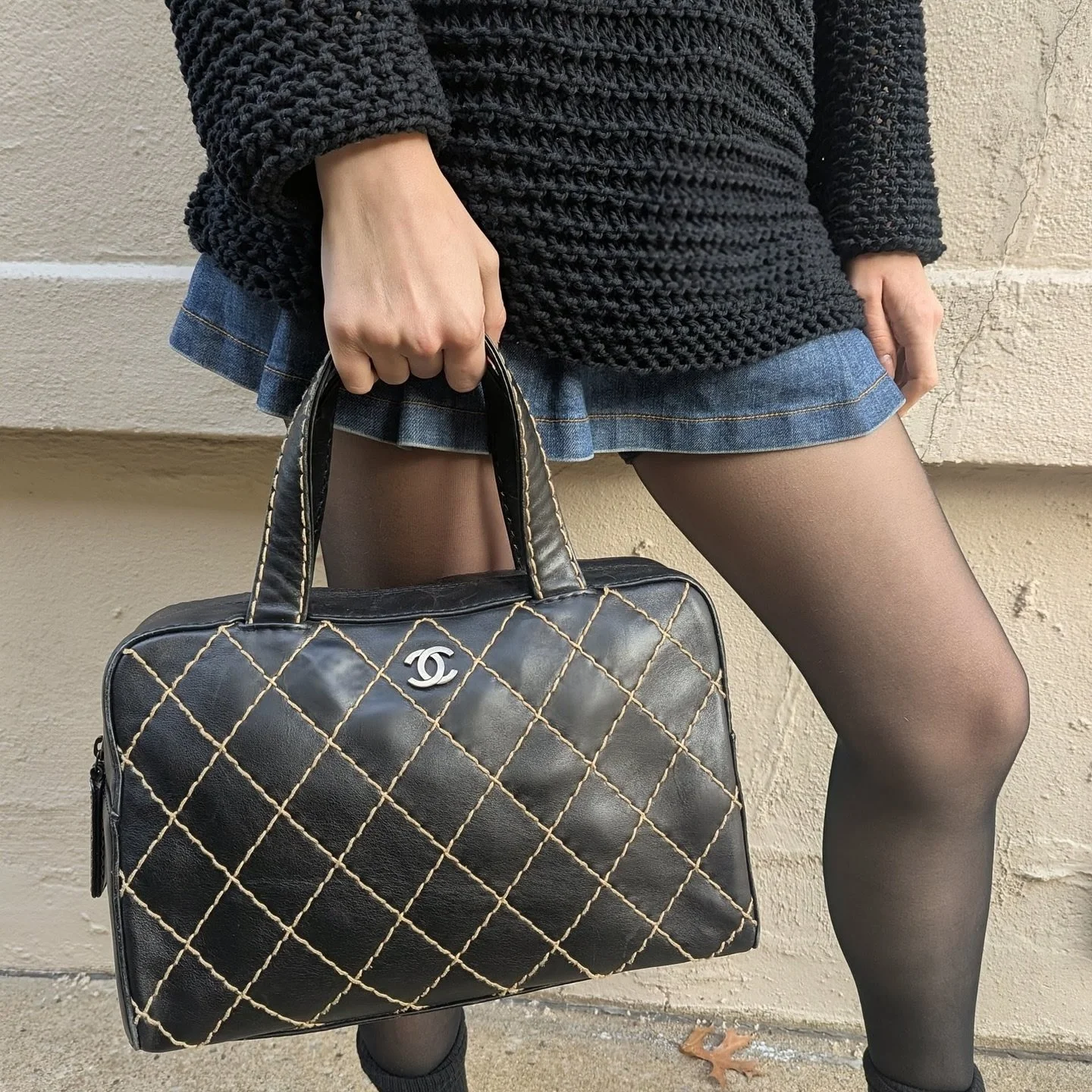 We&rsquo;re obsessing over this stunning Chanel bag!😍 New in at @greenestreetprinceton

$2,200.95

Call or email us for inquiries!
📞609-924-1997
📧princeton@greenestreet.com
