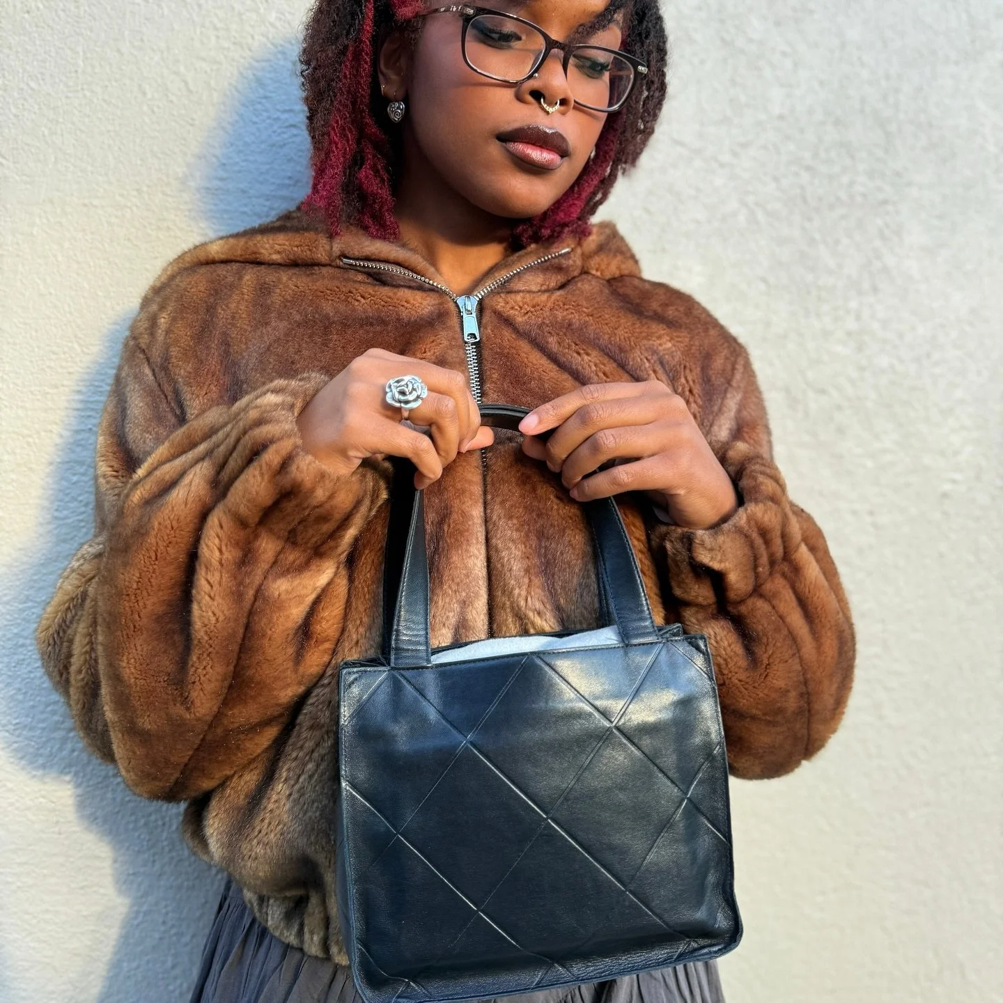 So many amazing new Chanel finds just dropped at @greenestreetprinceton😍 

Scoop up this gorgeous small leather boutique tote for $800.95

✅Authenticated via Entrupy

Call or email us for inquiries!
📞609-924-1997
📧Princeton@greenestreet.com