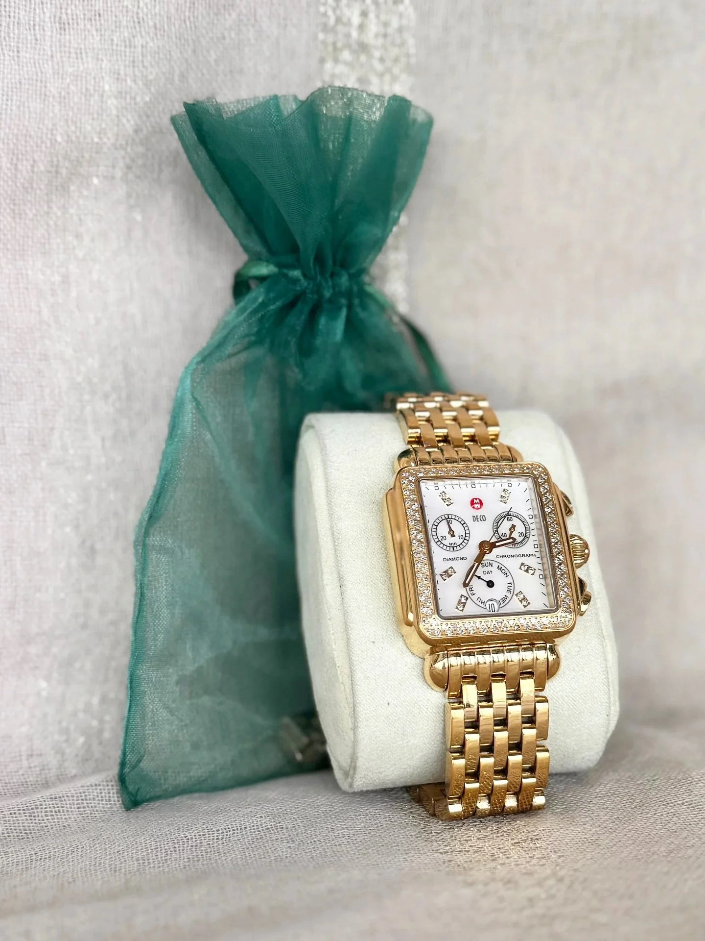 Another stunning Michele watch arrival from this week!!😍 Available at @greenestreetsnyder

18k gold plated diamond encrusted watch 
$1,500.95

Call or email us for inquiries!
📞267-807-1295
📧snyder@greenestreet.com