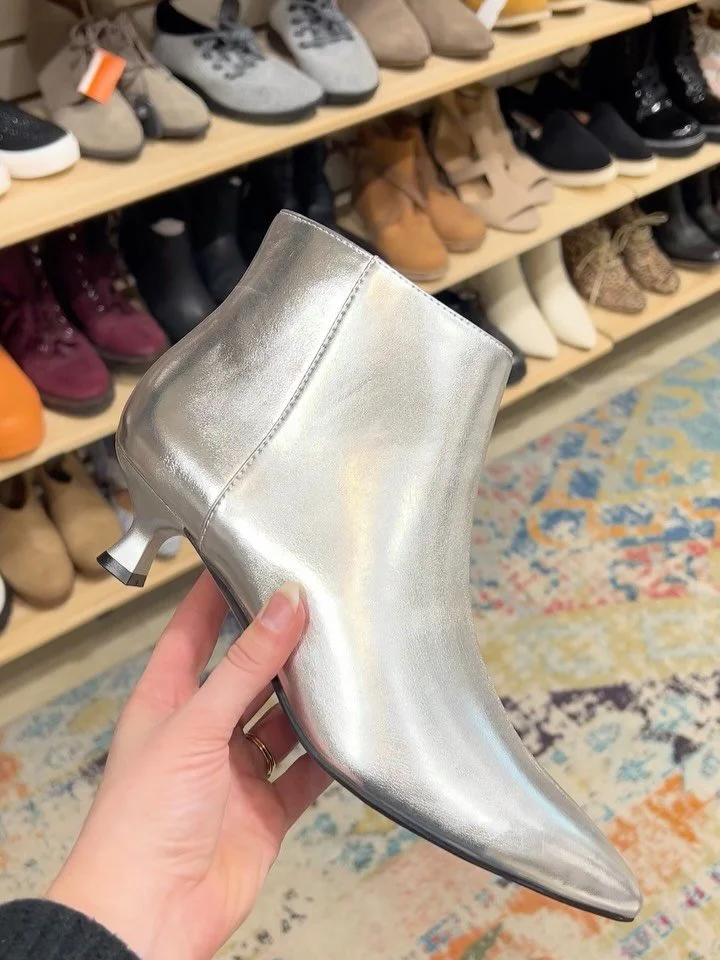 Add these metallic silver booties to your look! New in at @greenestreetexton

Size 6 $28.95

Call or email us for inquiries!
📞610-466-5713
📧fairfield@greenestreet.com