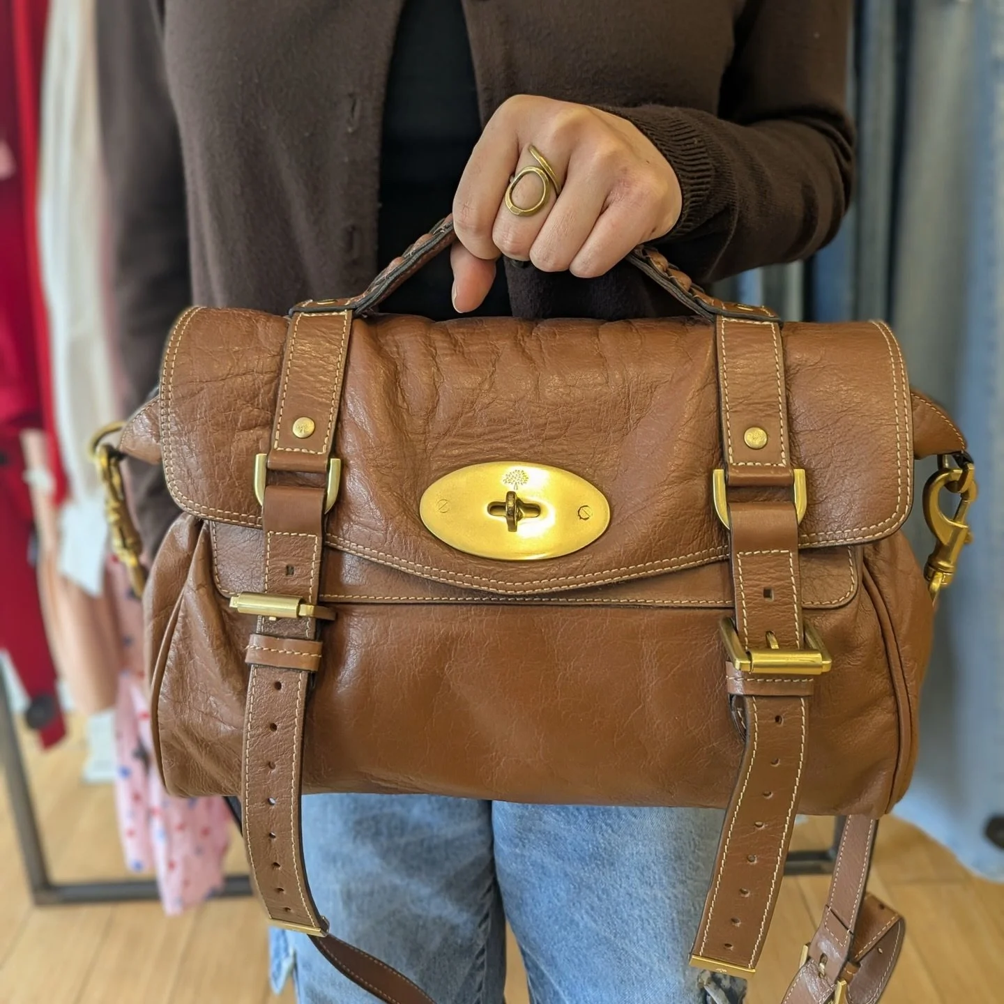 We&rsquo;re loving this gorgeous Mulberry bag! New in at @greenestreetprinceton

$475.95

Call or email us for inquiries!
📞609-924-1997
📧princeton@greenestreet.com