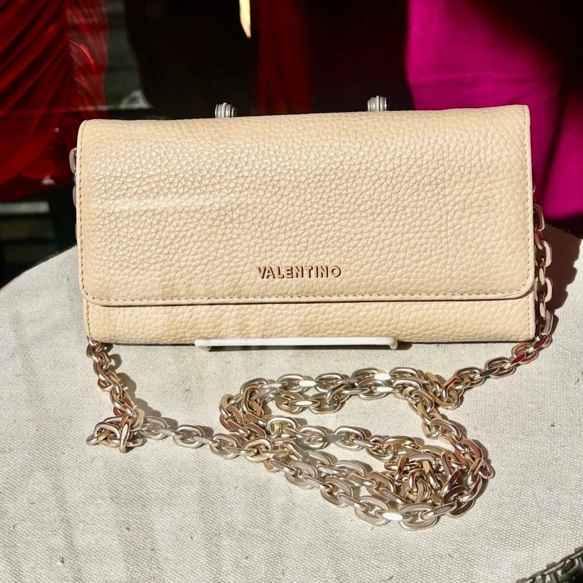 ✨Valentino✨ New in at @greenestreetlambertvillenj

$250.95

Call or email us for inquiries!
📞609-460-4523
📧lambertville@greenestreet.com