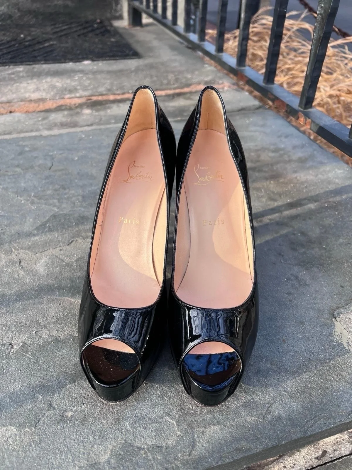 Step into those gorgeous Christian Louboutin peep toe patent leather heels! 

 Size 40.5 $225.95

Call or email us for inquiries!
📞609-460-4523
📧lambertville@greenestreet.com