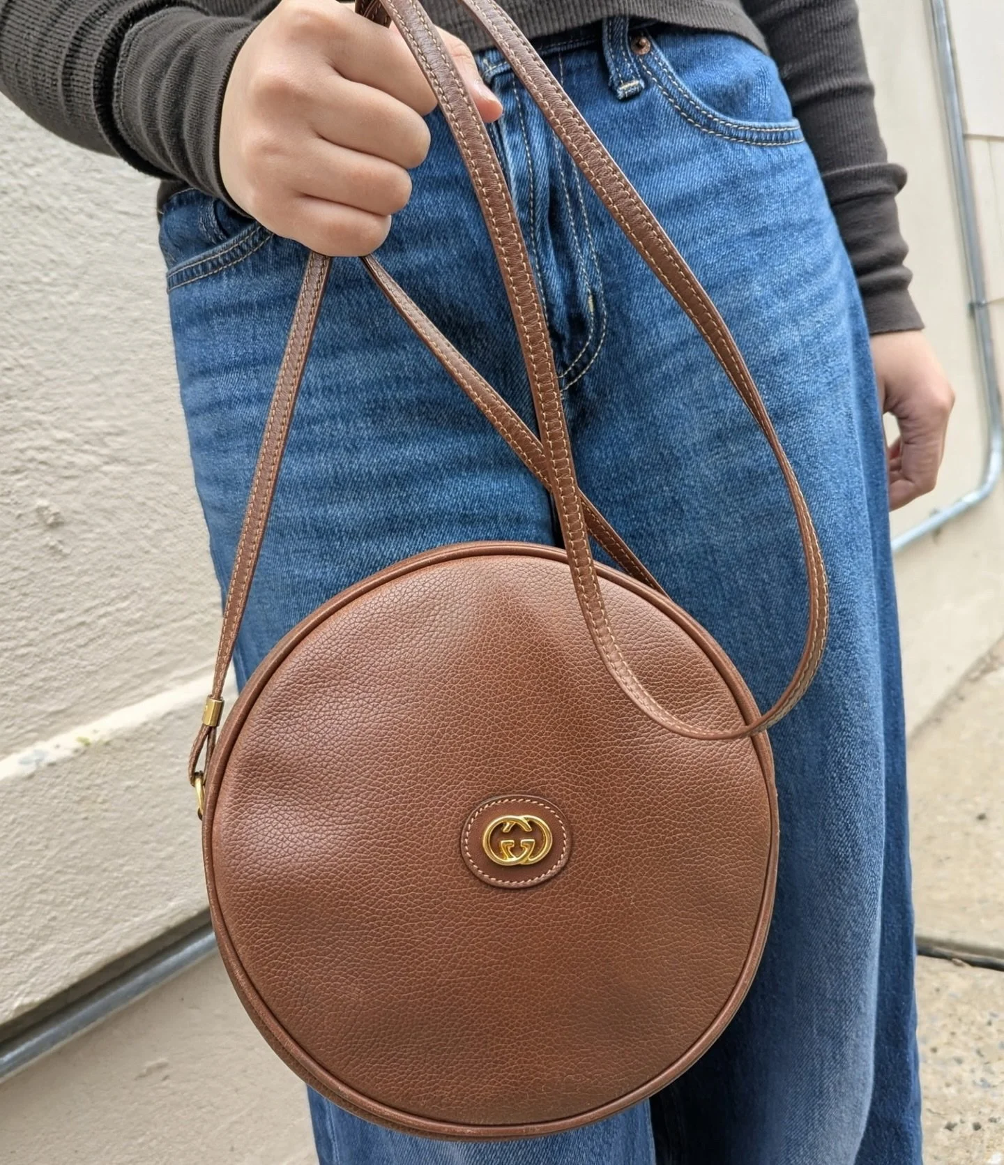 We&rsquo;re living this gorgeous new vintage designer find from @greenestreetprinceton 

$400.95

Call or email us for inquiries 
📞609-924-1997
📧Princeton@greenestreet.com