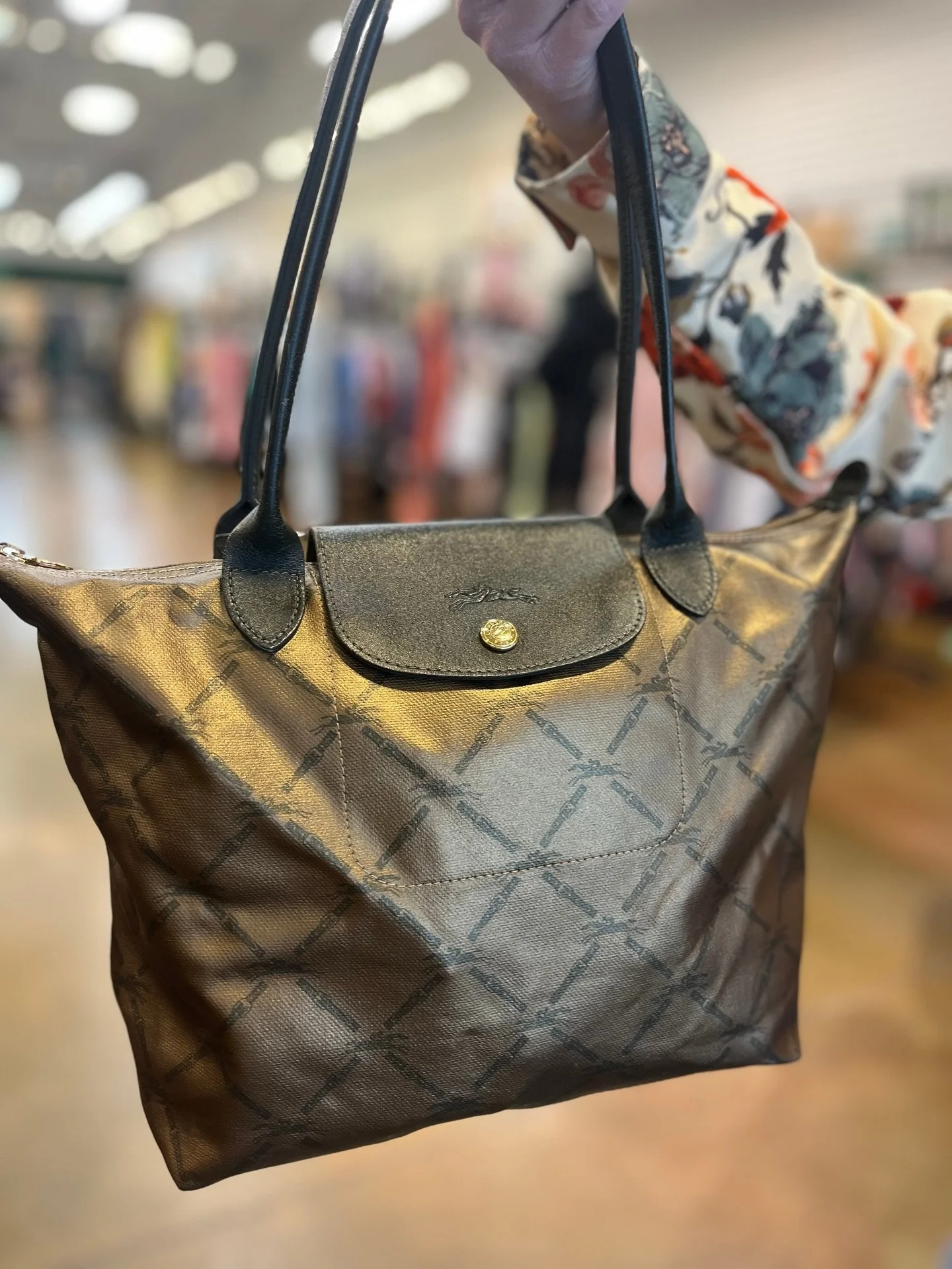 💫 New in at @greenestreetenglishvillage

$80.95

Email us for inquiries!
📧englishvillage@greenestreet.com