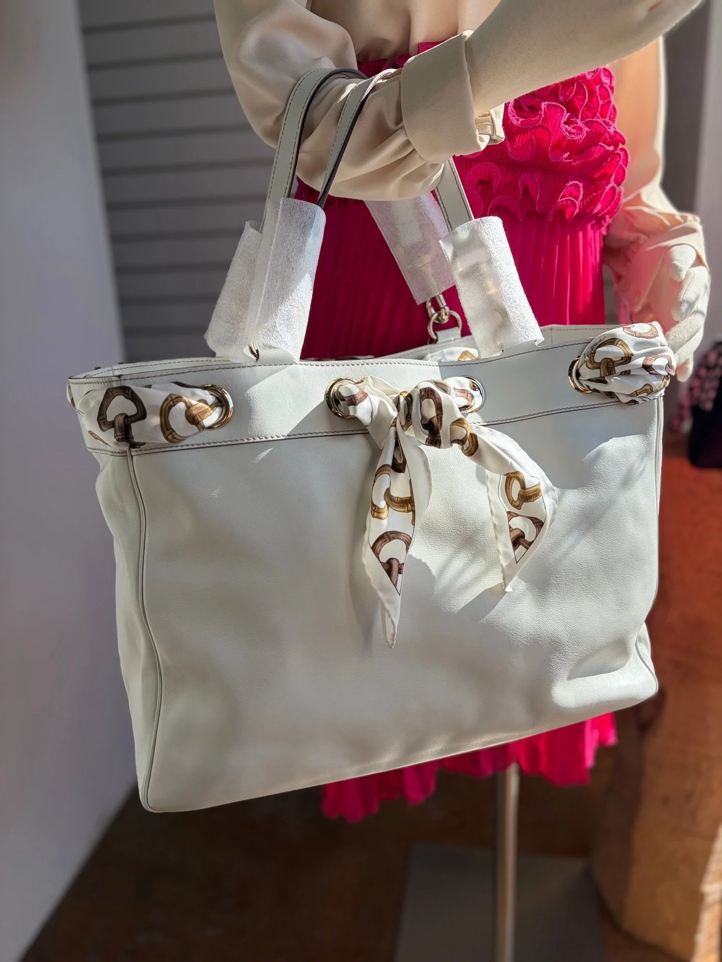 ✨Just in at @greenestreetenglishvillage!✨

Gucci
$750.95
✅Authenticated via Entrupy

Email us for inquiries!
📧englishvillage@greenestreet.com