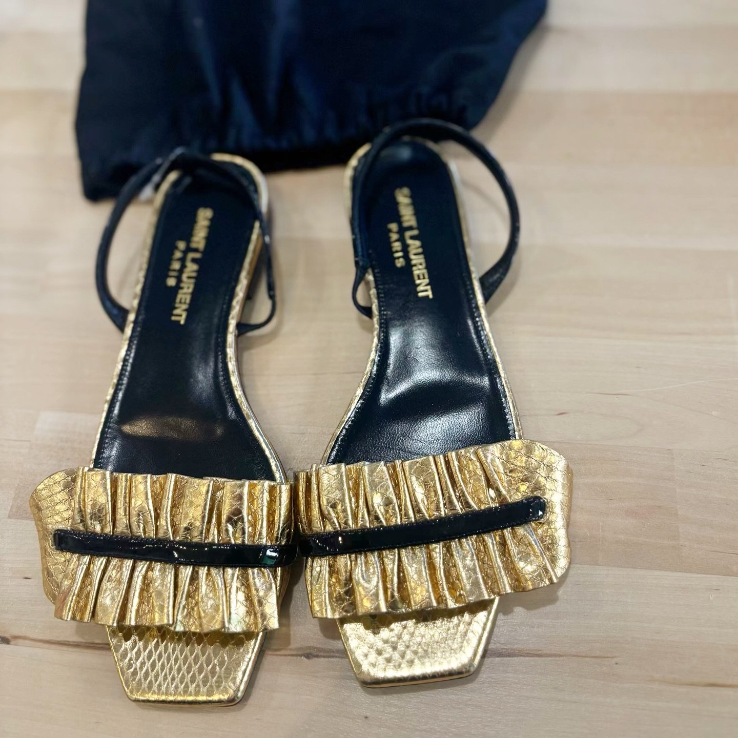 Add a little gold to your look with these gorgeous designer sandals! Available at @greenestreetsouthstreet 

Size 35
$112.95

Email us for inquiries!
📧southstreet@greenestreet.com