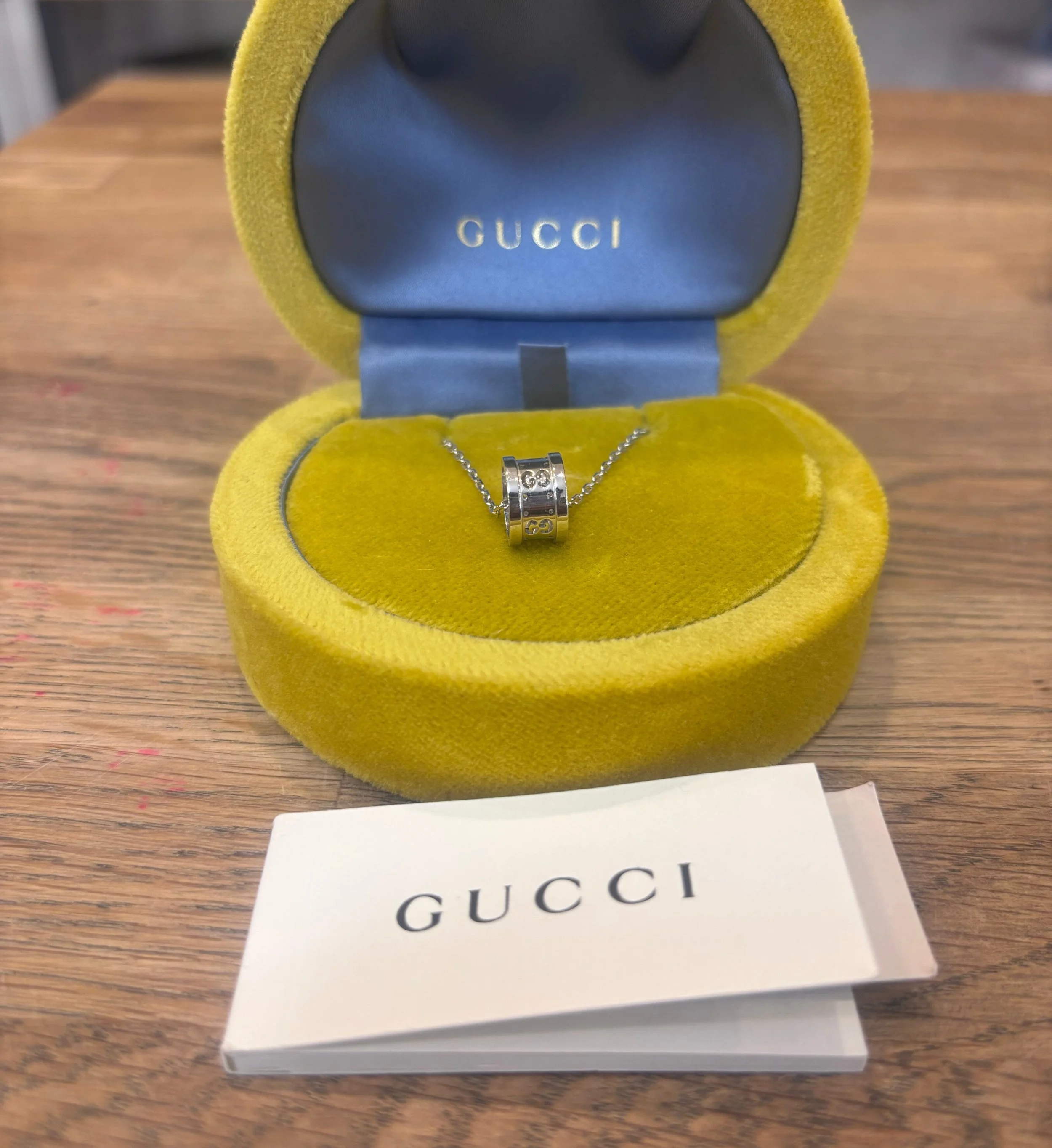 ✨GUCCI✨ New in at @greenestreetchestnuthill 

$435.95

Email us for inquiries!
📧Chestnuthill@greenestreet.com