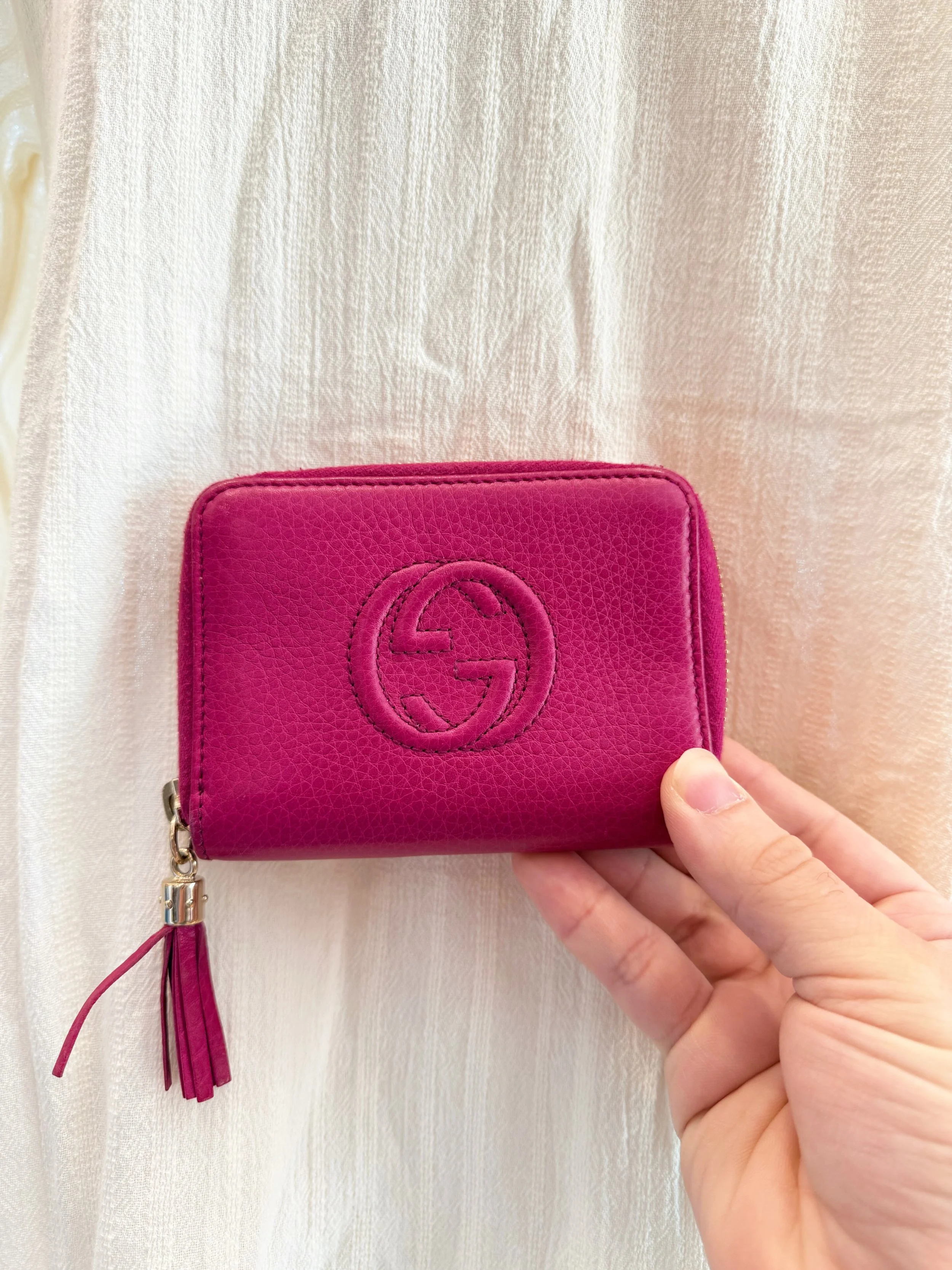 Scoop up this designer soho wallet from @greenestreetprinceton!💗

$350.95

Email us for inquiries!
📧Princeton@greenestreet.com