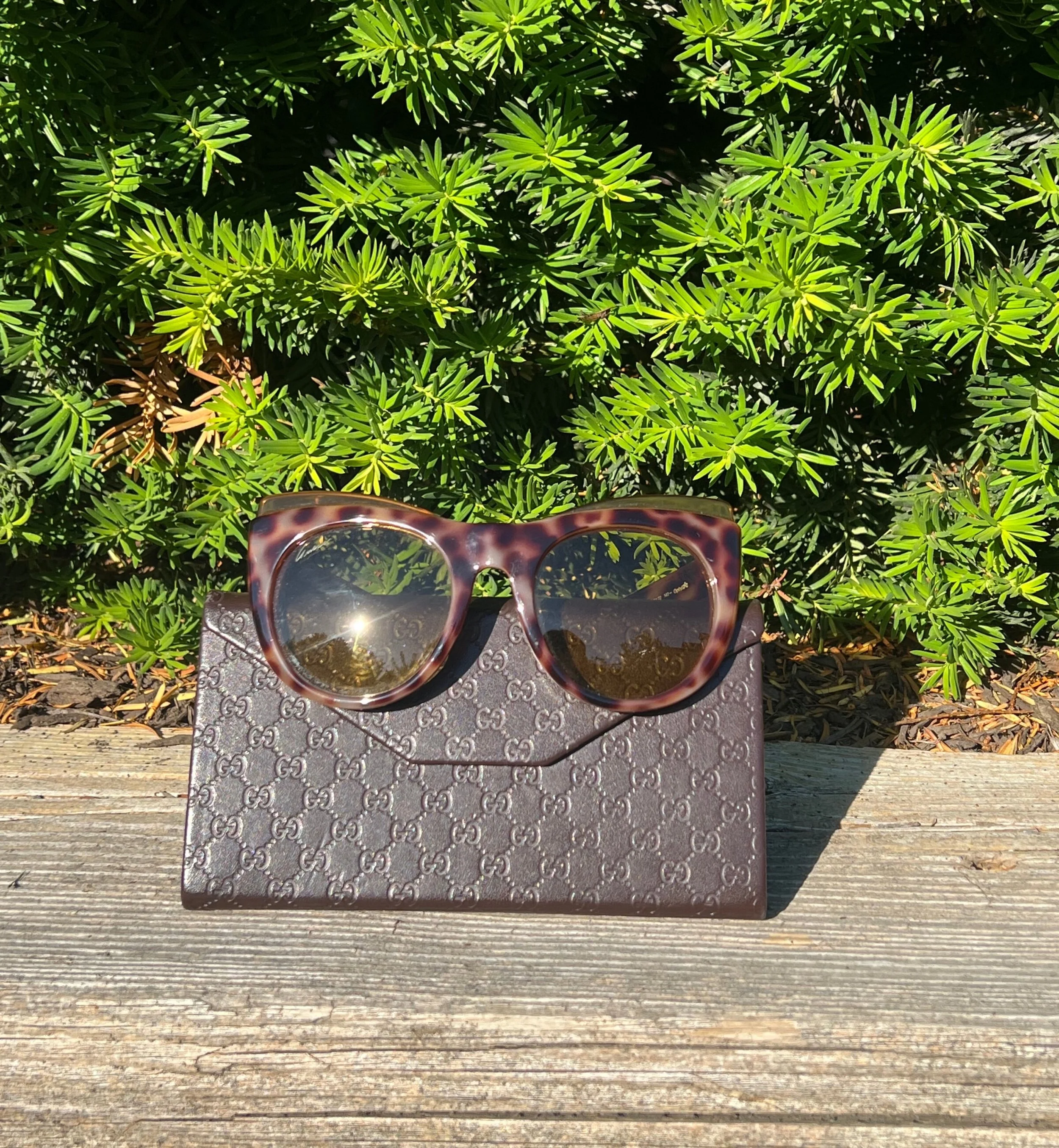 Upgrade your sunnies to this gorgeous designer pair! New in at @greenestreetlambertvillenj 

$250.95

Call or email us for inquiries!
📞609-460-3048
📧lambertville@greenestreet.com