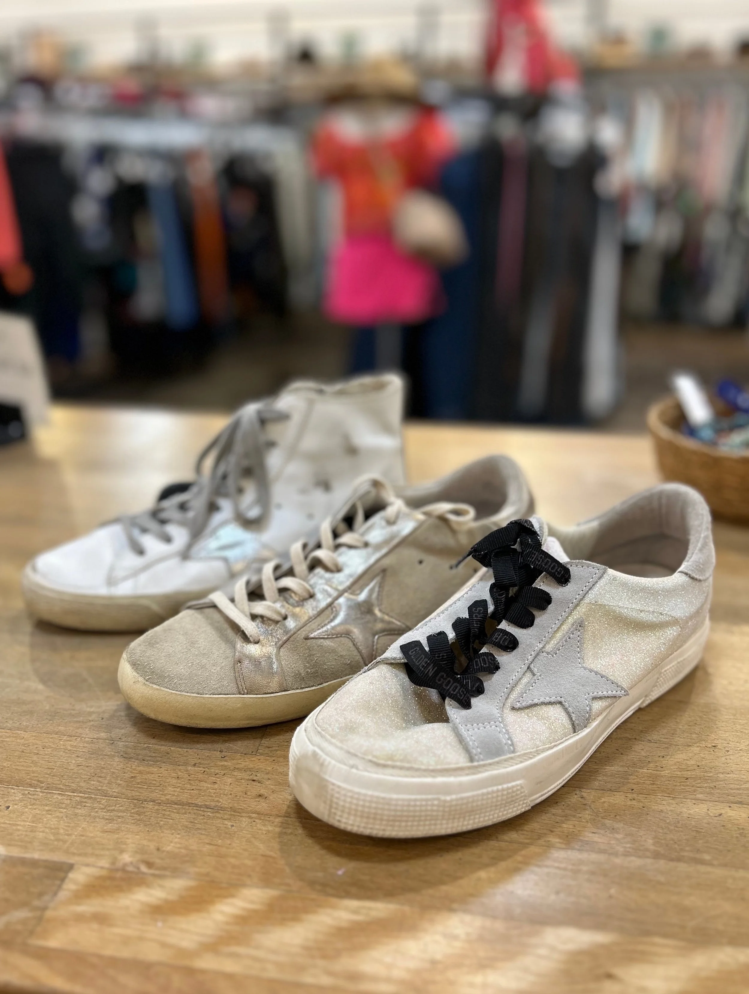 Golden Goose at @greenestreetgateway!💫

&bull; Glitter sneaker size 40 $250.95
&bull; Suede sneakers size 39 $275.95
&bull; Hi-top sneaker size 37 $225.95

Call or email us for inquiries!
484-367-5012
gateway@greenestreet.com