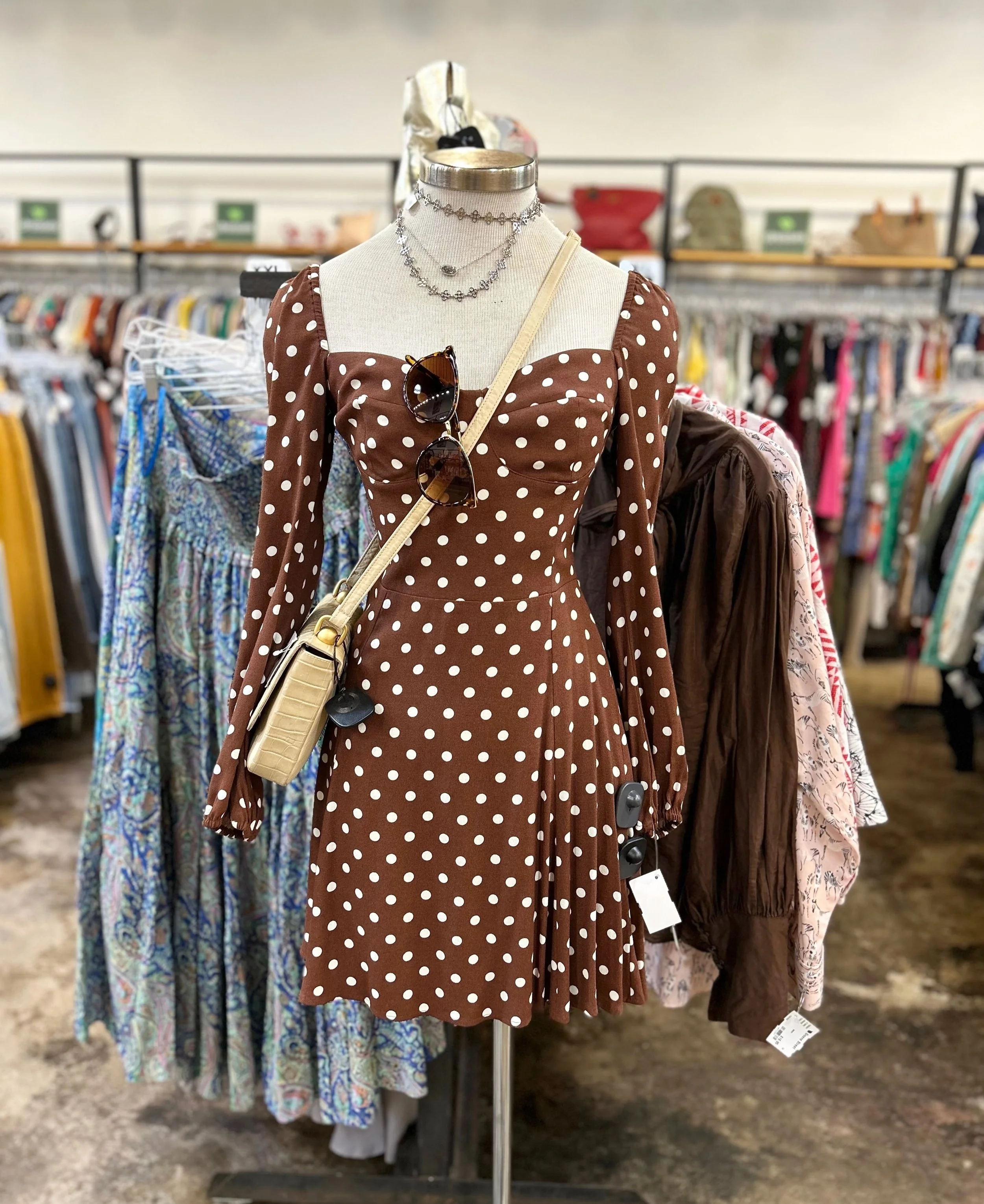 Fresh FALL finds just dropped at @greenestreetgateway!🍂 Find your look for less at Greene Street!

Call or email us for inquiries!
📞484-367-5012
📧gateway@greenestreet.com