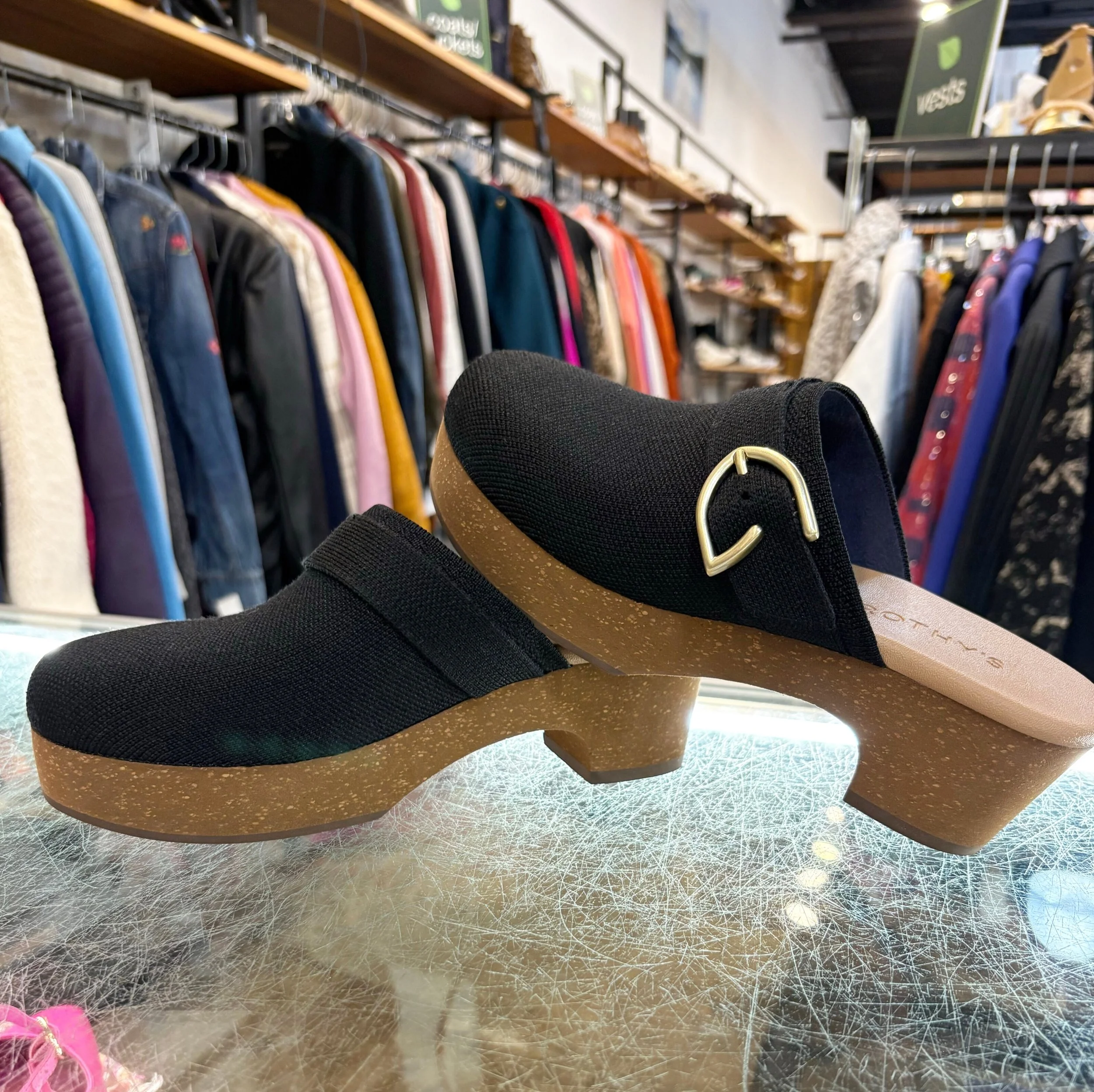 Clog season is here! Scoop up these cute Rothys from @greenestreetgateway

Size 7.5 $54.95

Call or email us for inquiries!
📞484-367-5012
📧gateway@greenestreet.com